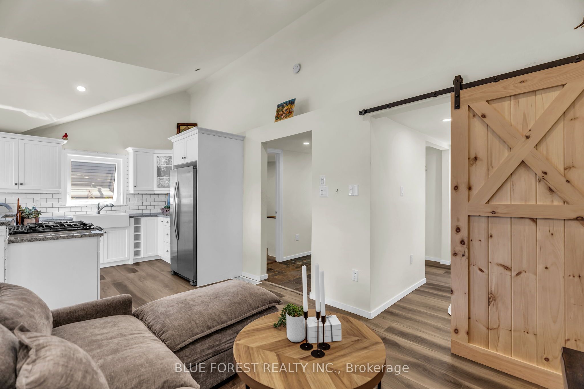 213 William Street Property Photo 19
