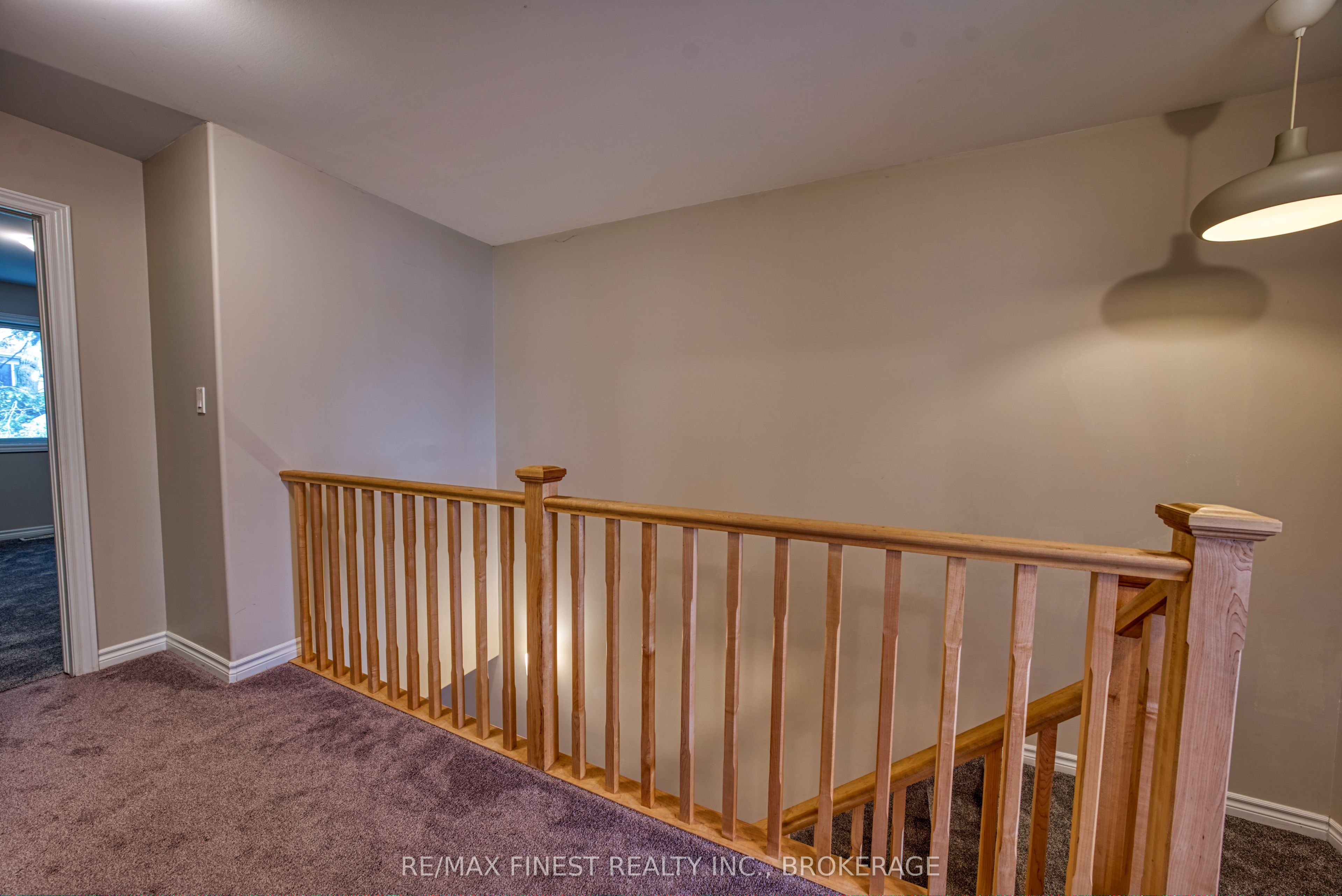 1010 Rosanna Avenue Property Photo 26