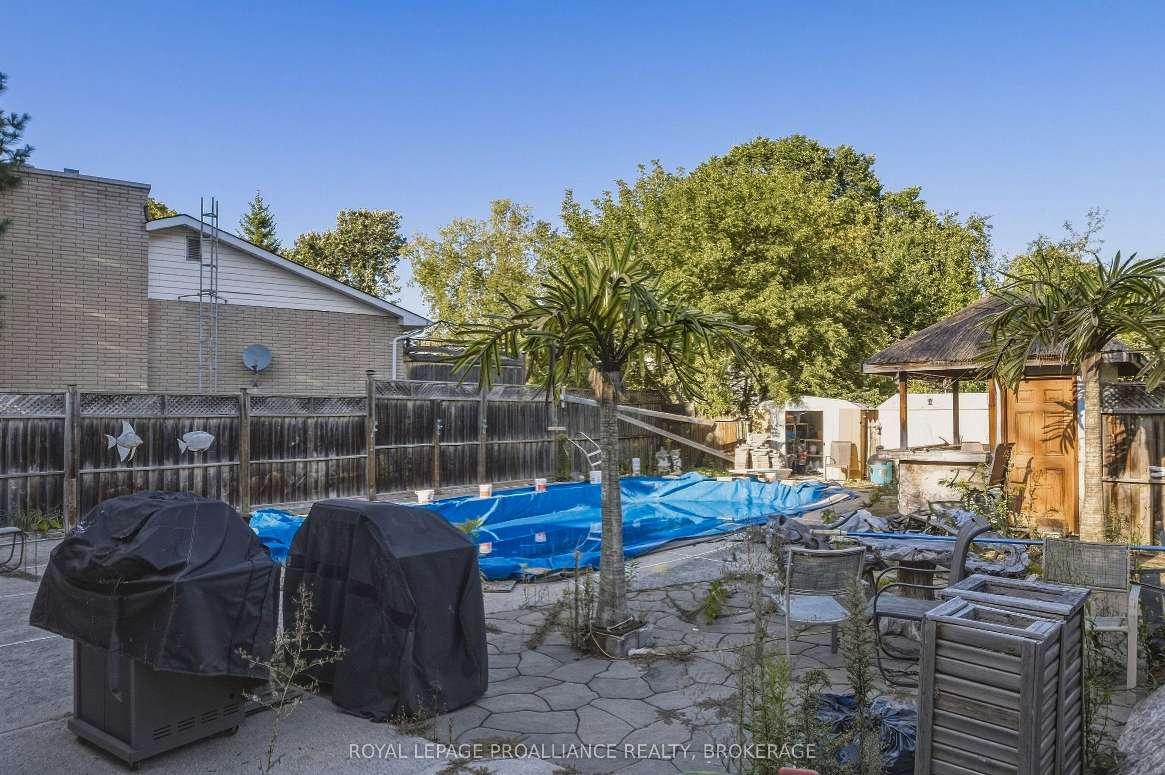420 Maple Ridge Drive Property Photo 5