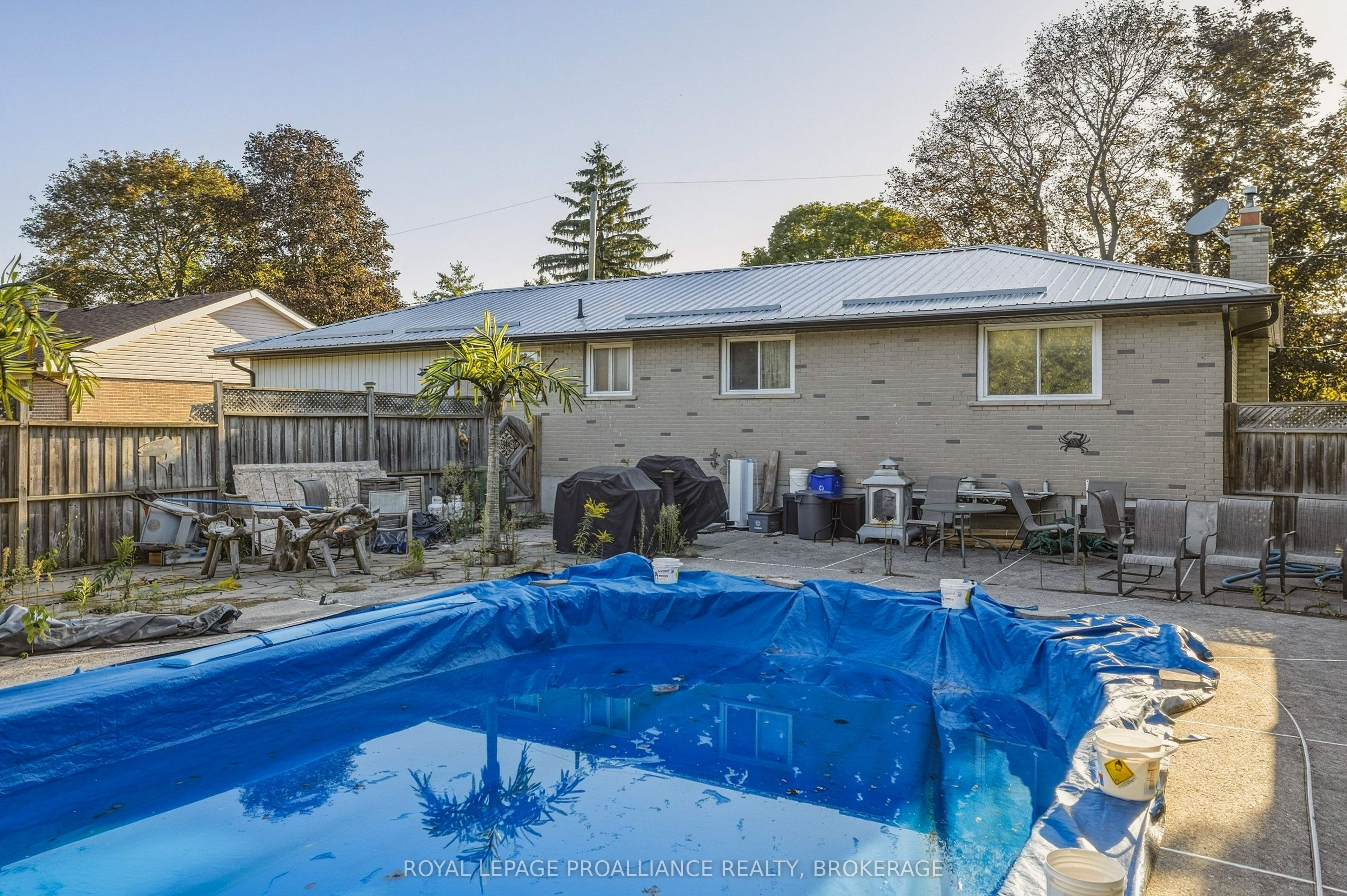 420 Maple Ridge Drive Property Photo 9