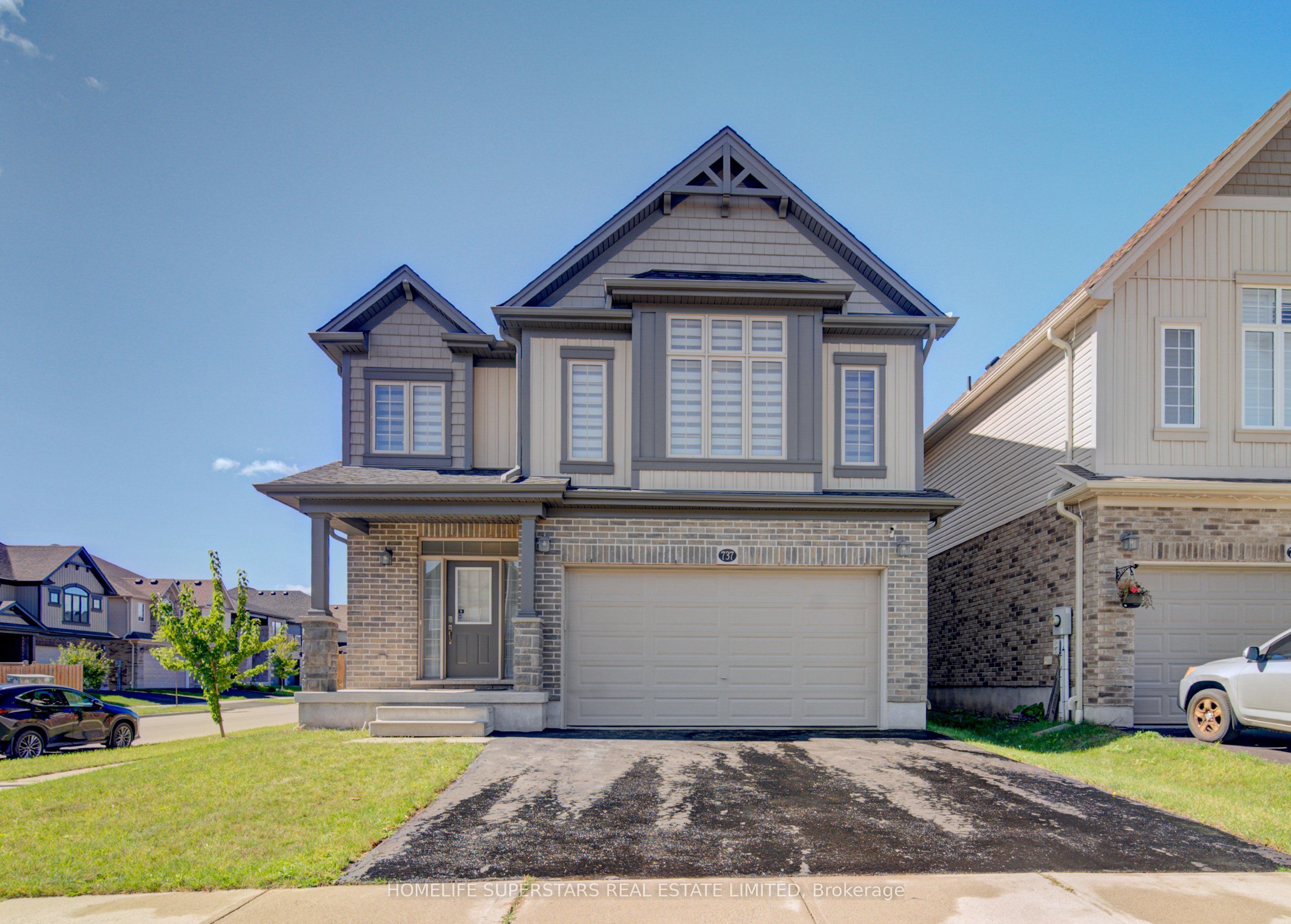 737 Wood Lily Street Property Photo 1