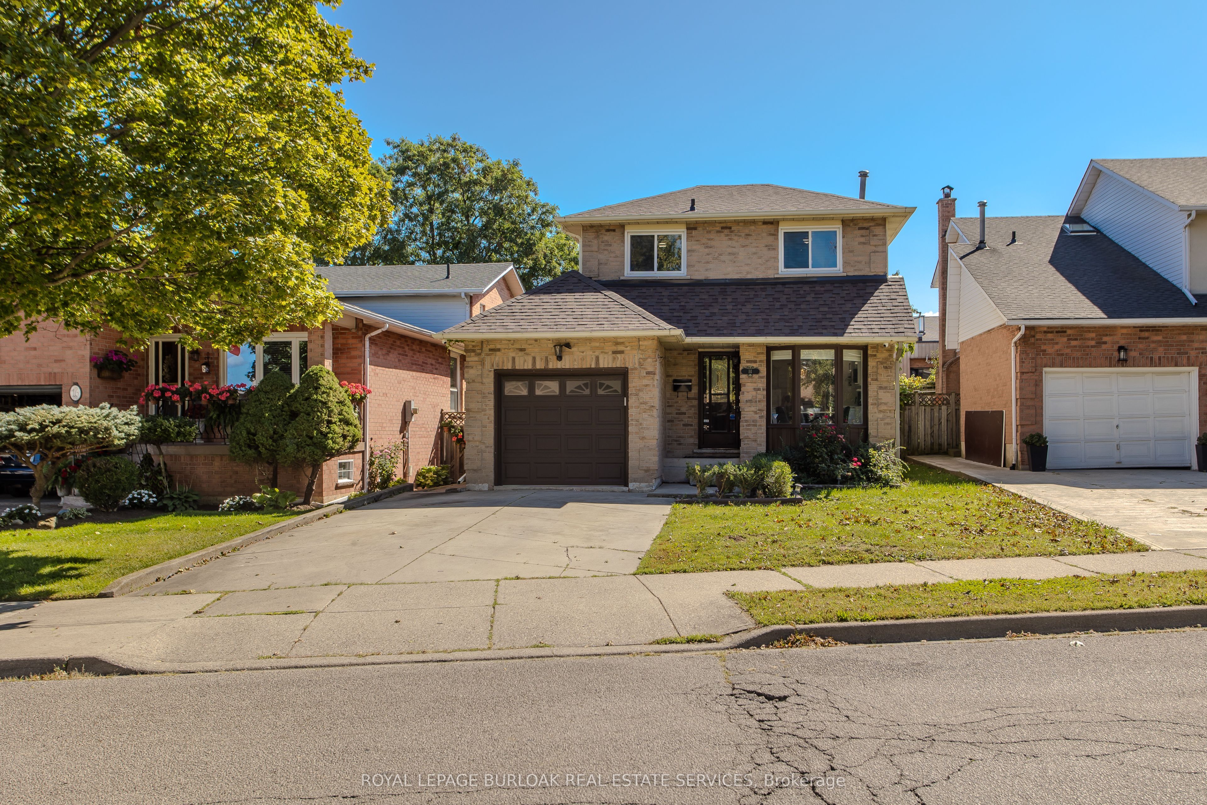 14 Ellington Avenue