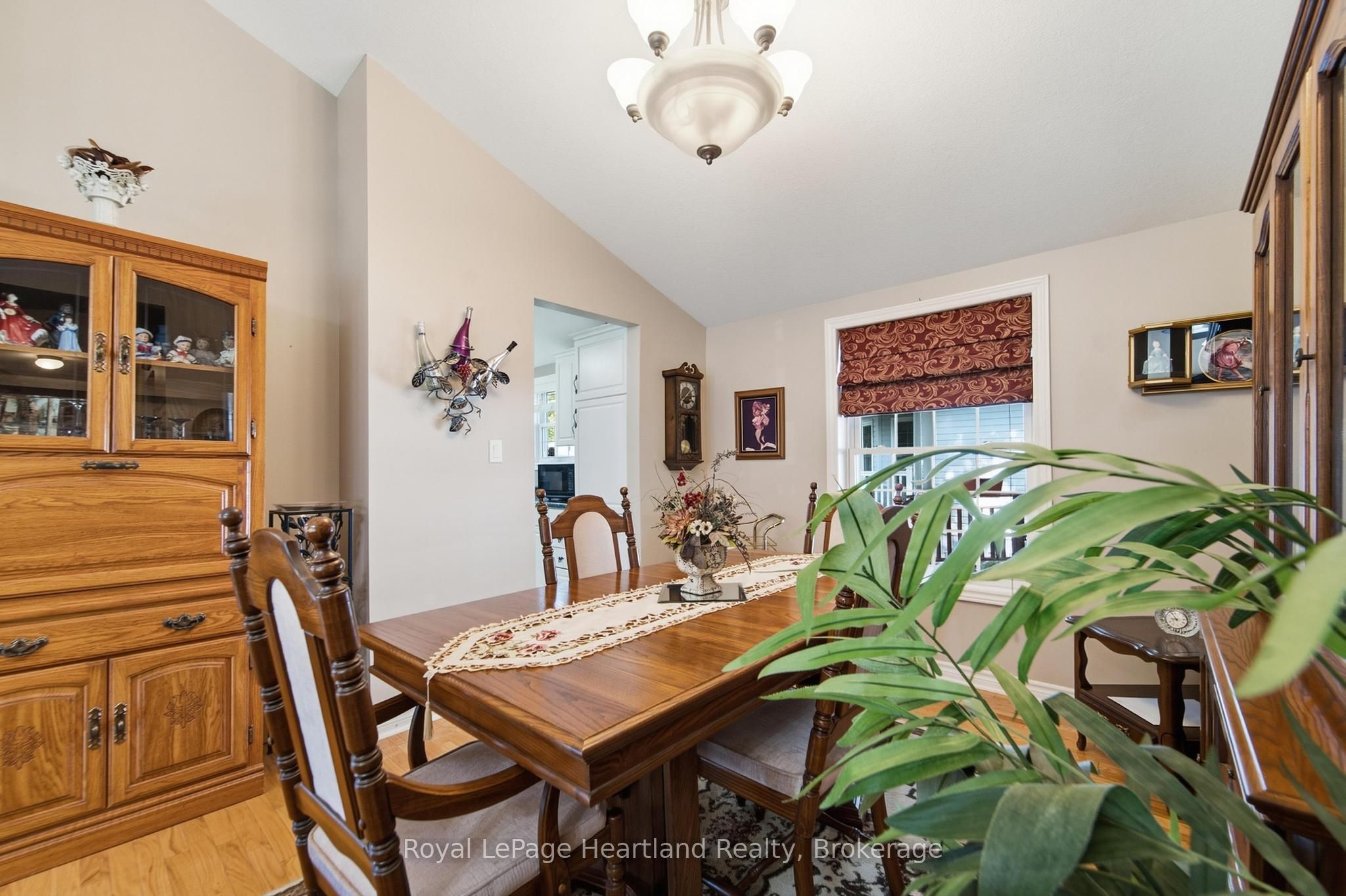 68 Cherokee Lane Property Photo 6