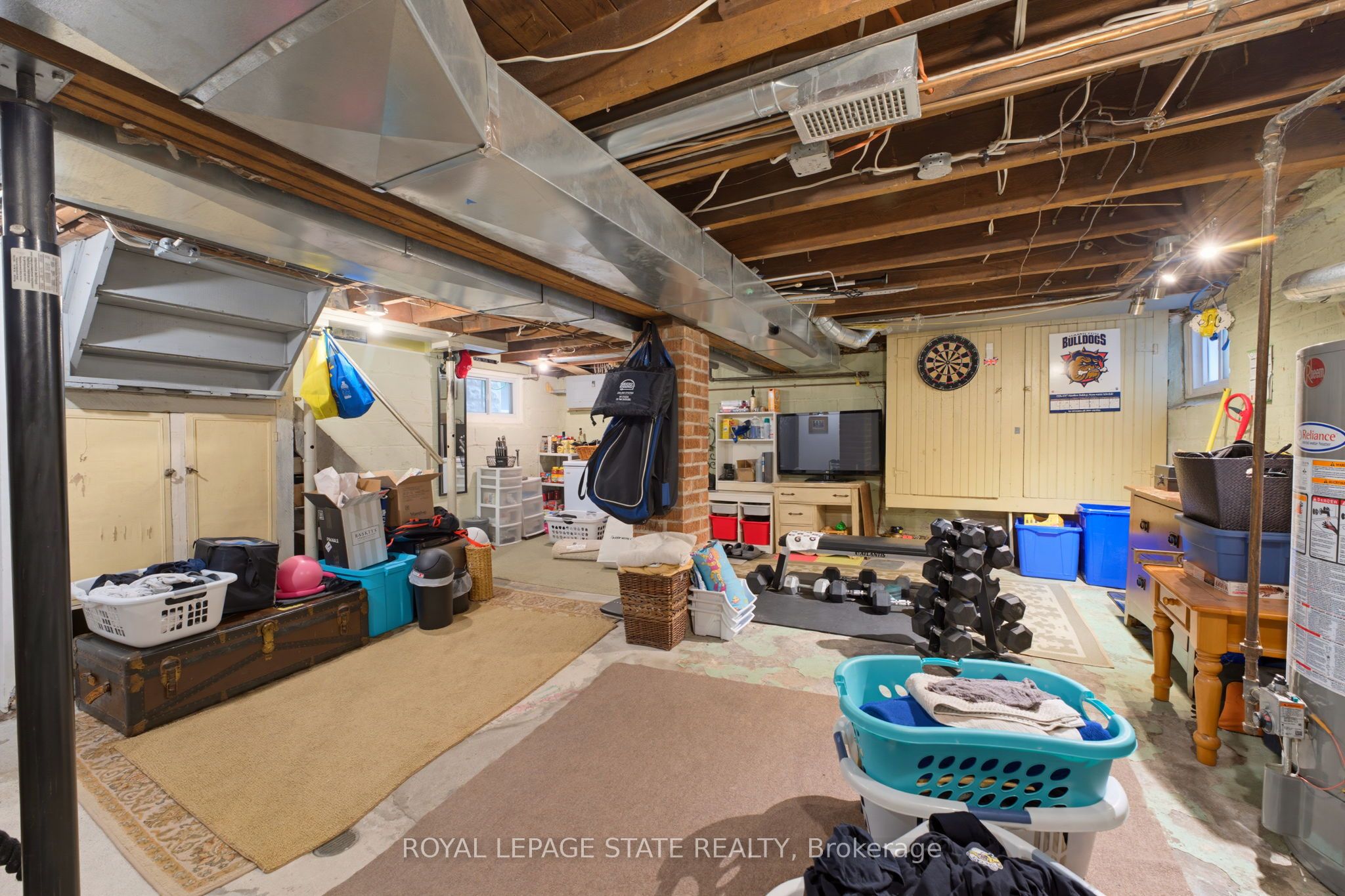 394 Charlton Avenue W Property Photo 32
