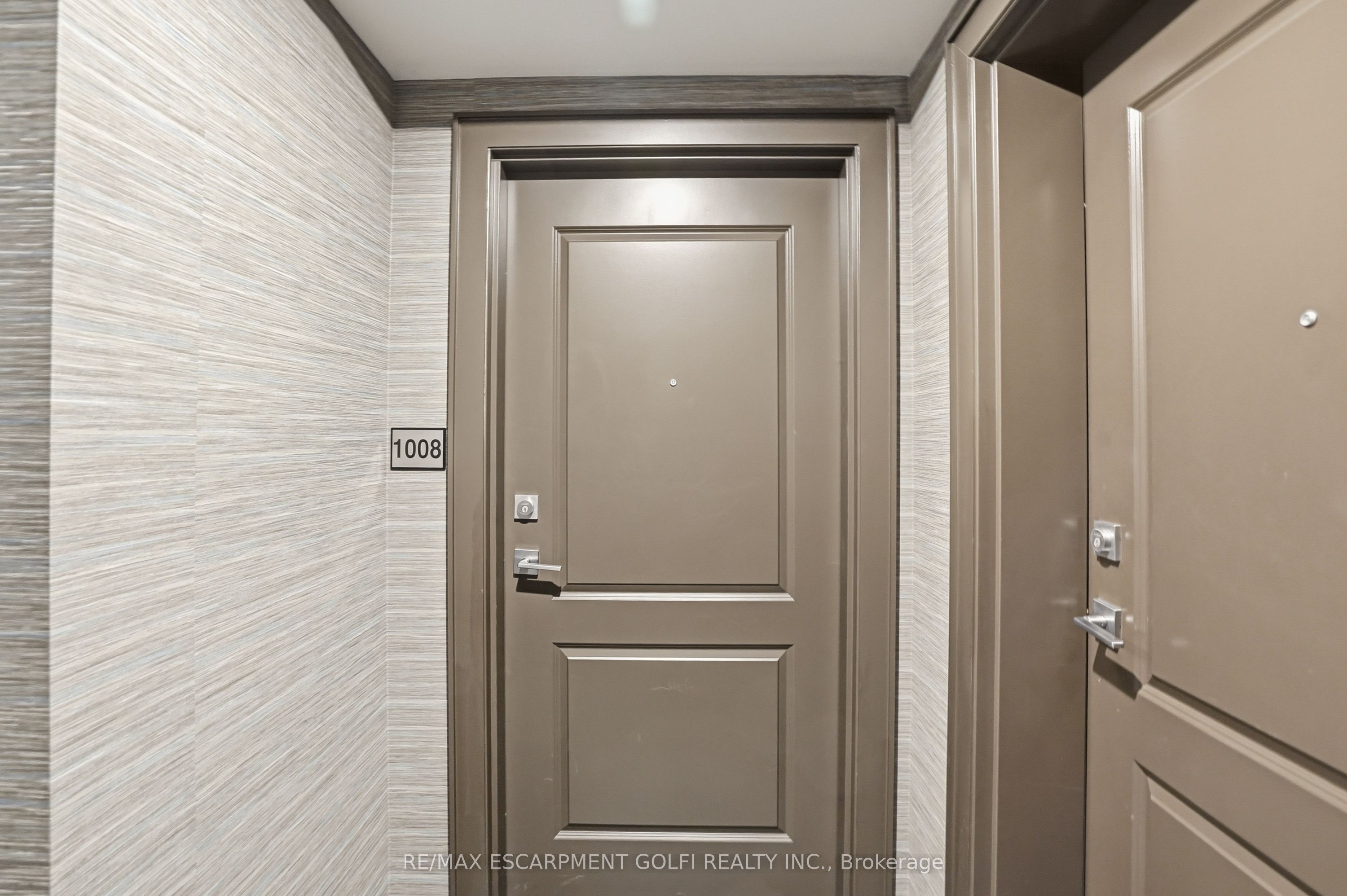 460 Dundas Street E 1008 Property Photo 3