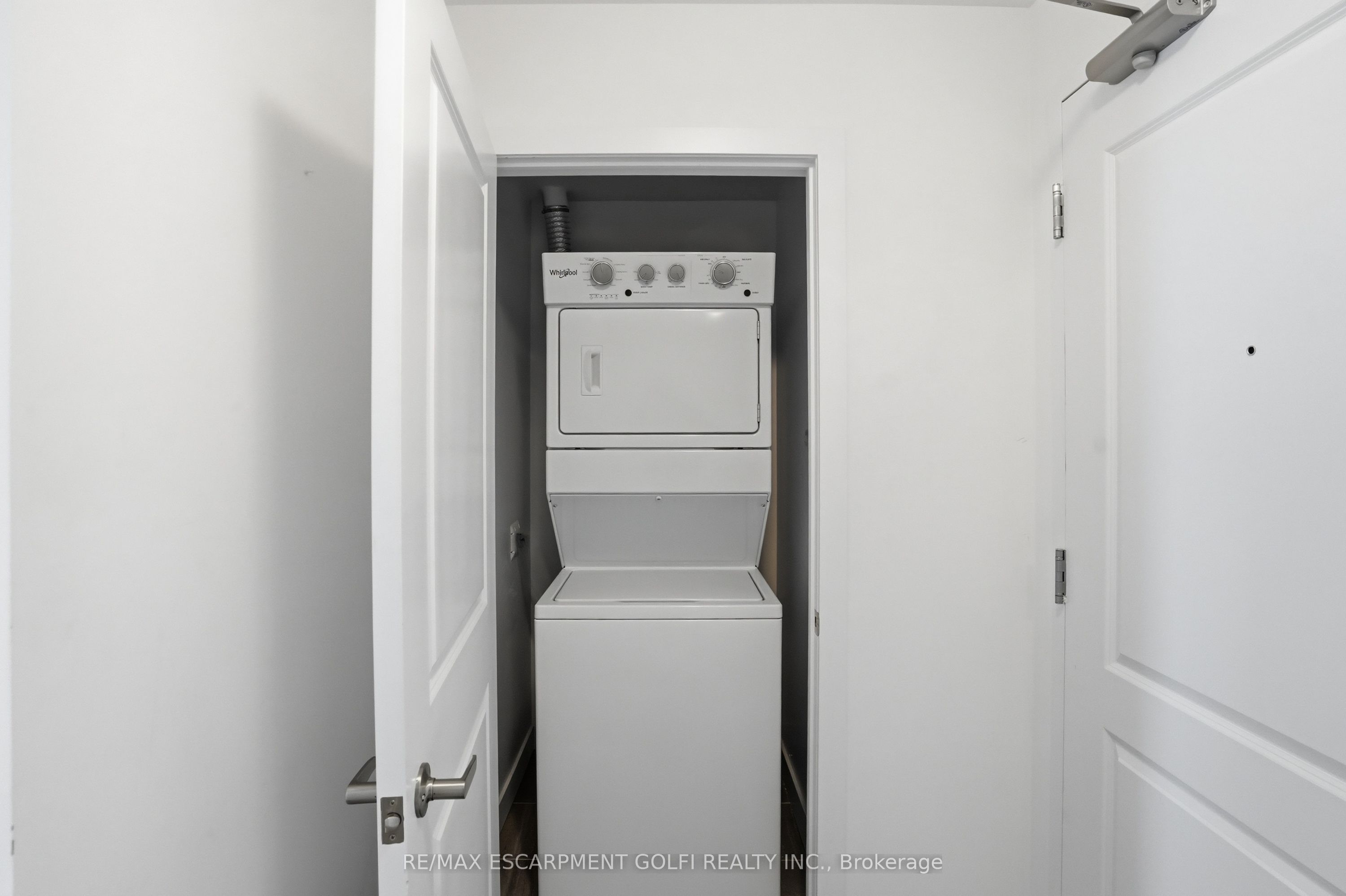 460 Dundas Street E 1008 Property Photo 19