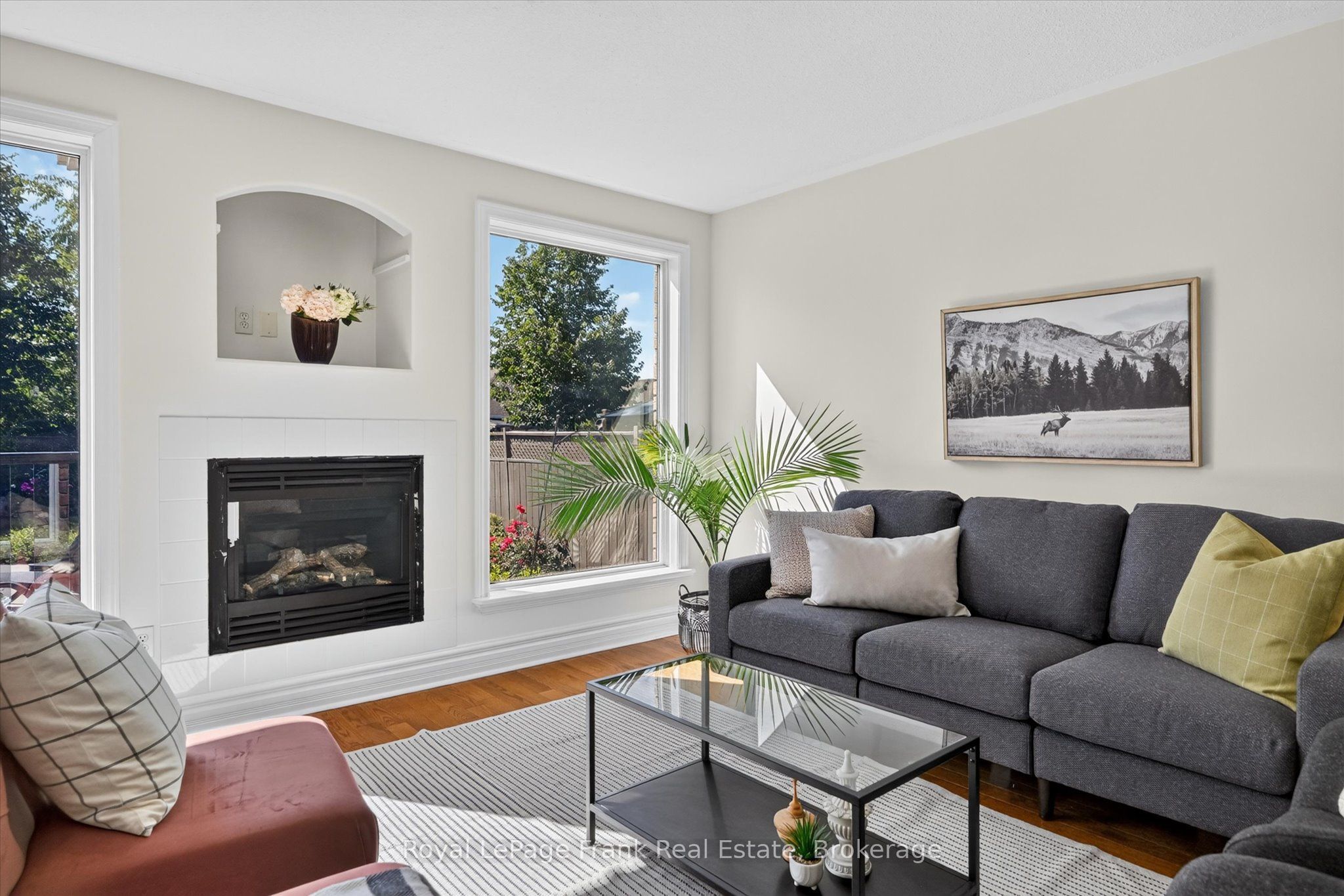 2439 Denure Drive Property Photo 10