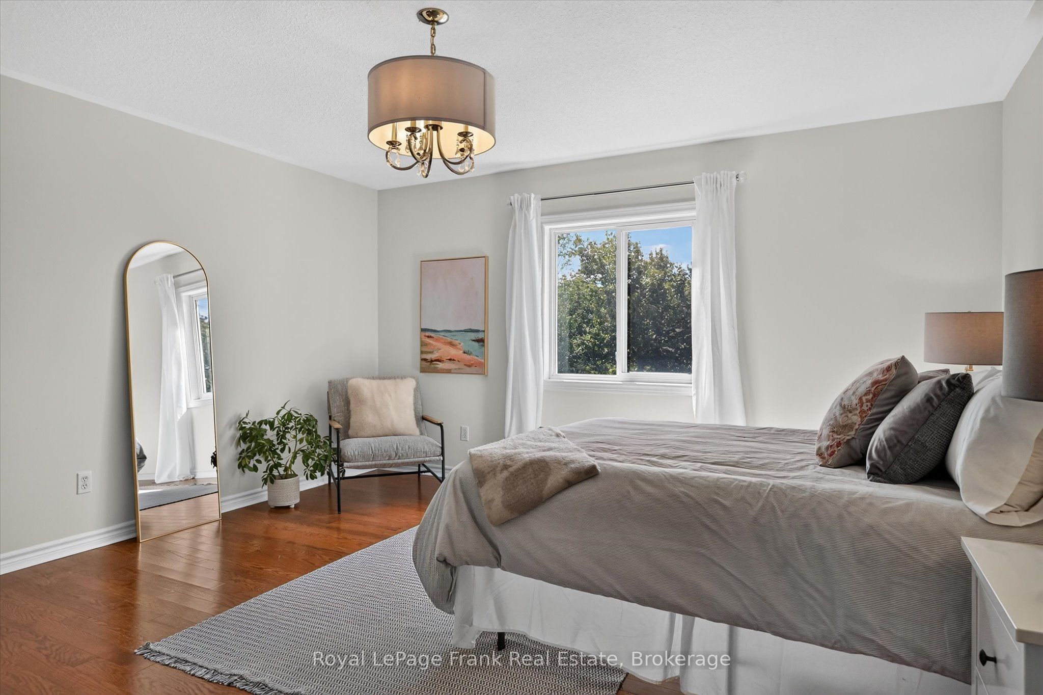 2439 Denure Drive Property Photo 16