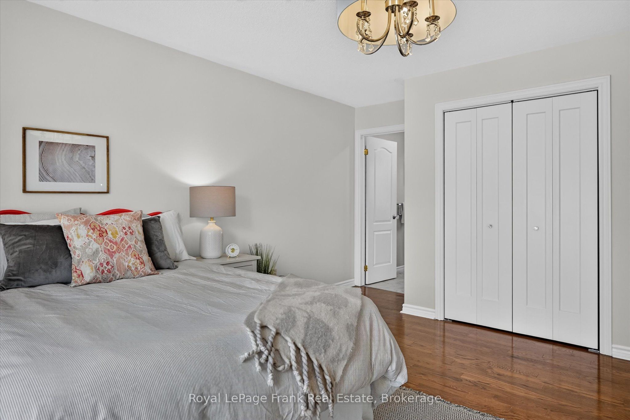 2439 Denure Drive Property Photo 17