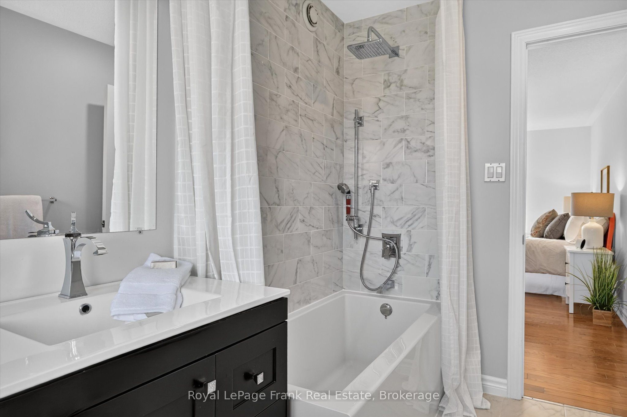 2439 Denure Drive Property Photo 19