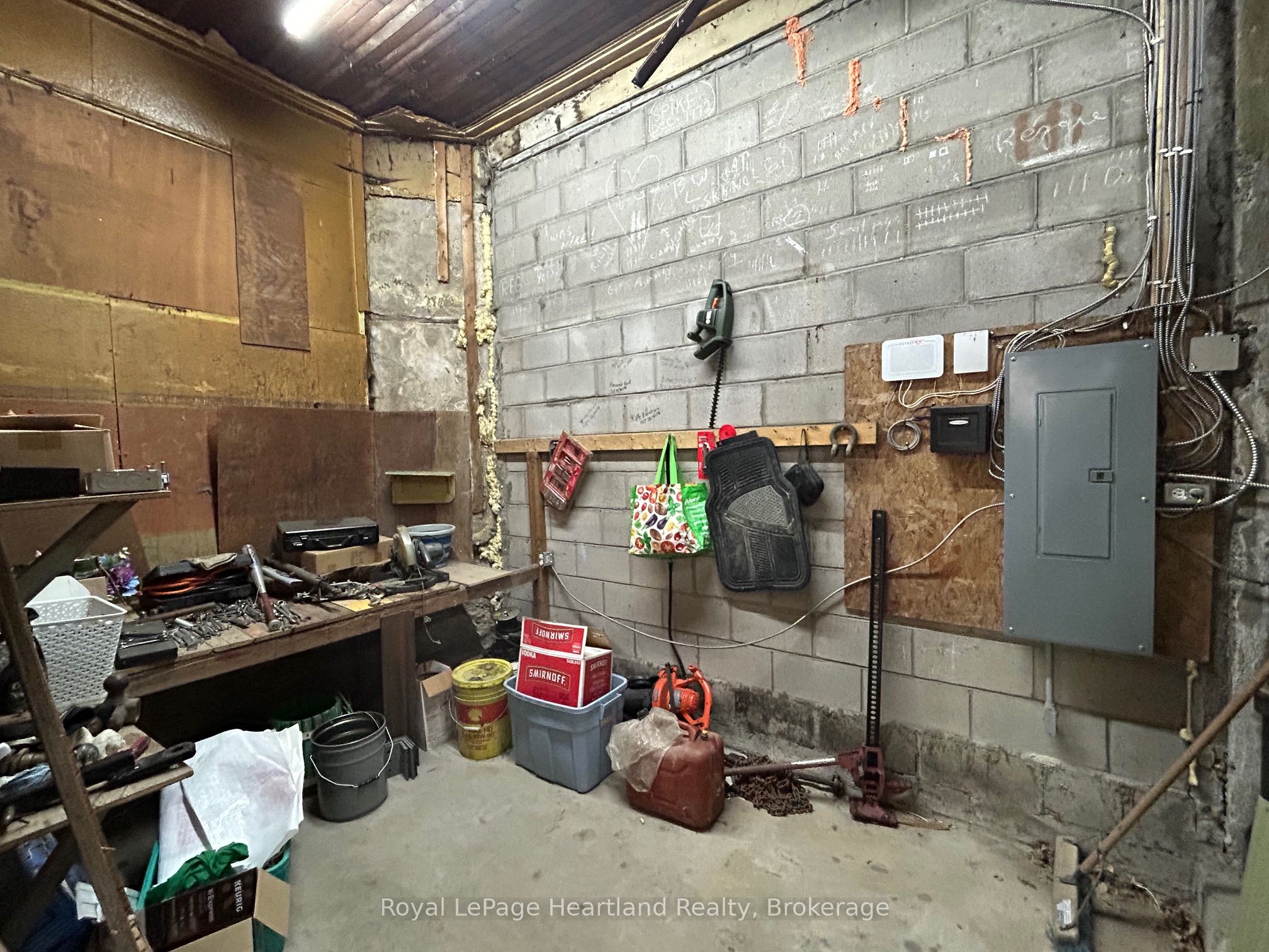 30 Isaac Street Property Photo 8