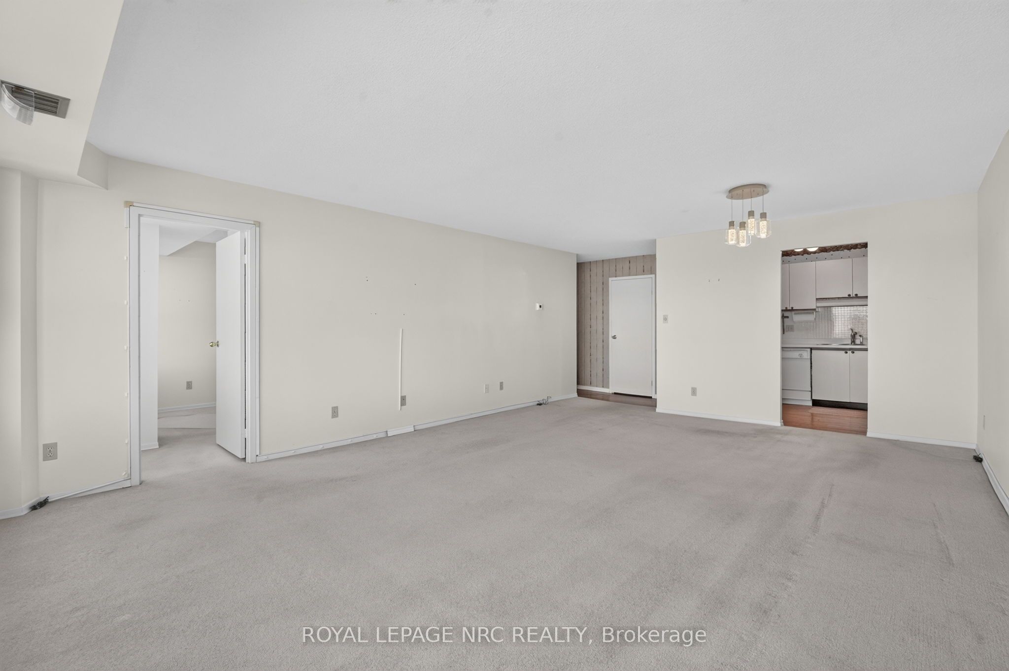 7 Gale Crescent 302 Property Photo 12