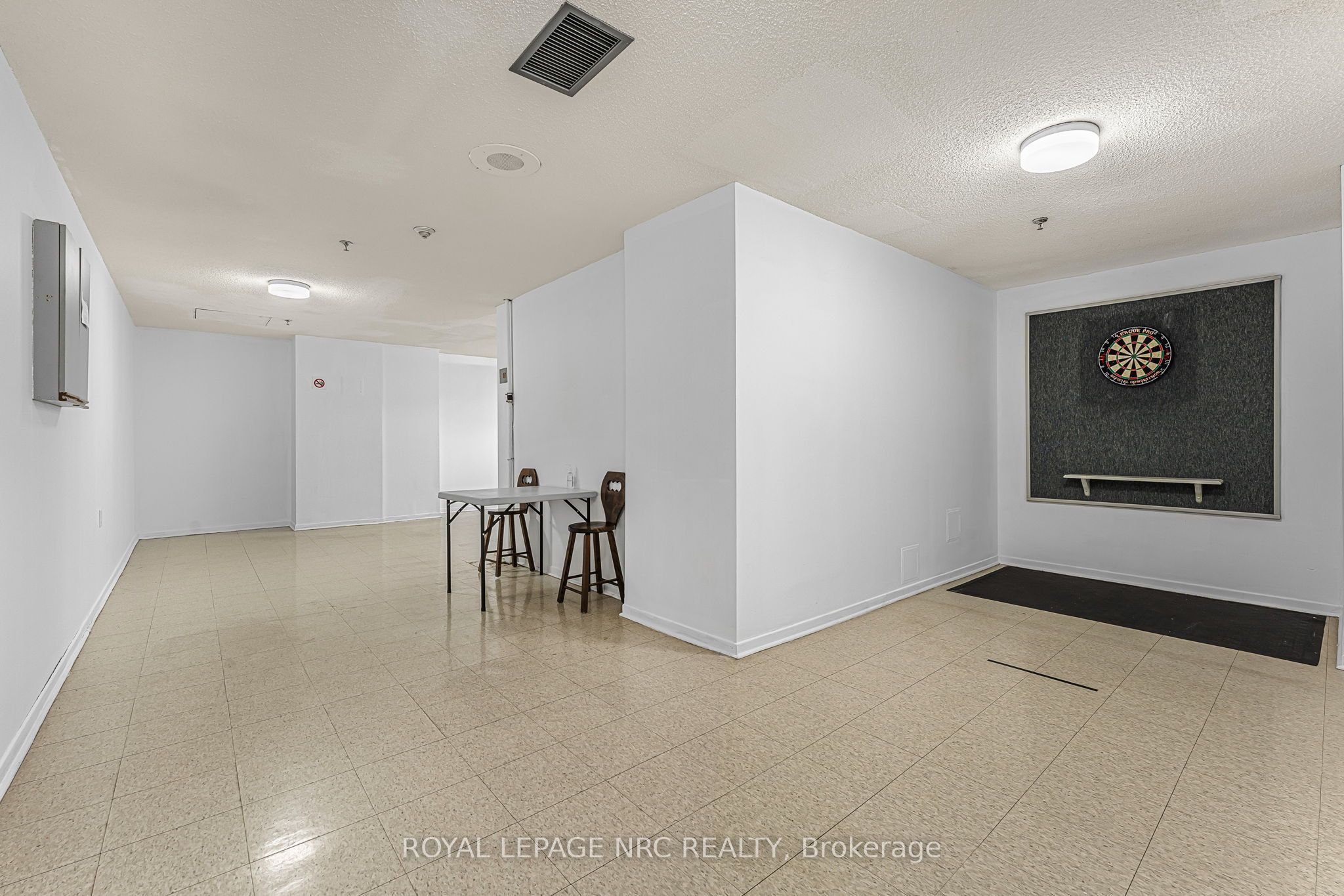 7 Gale Crescent 302 Property Photo 35