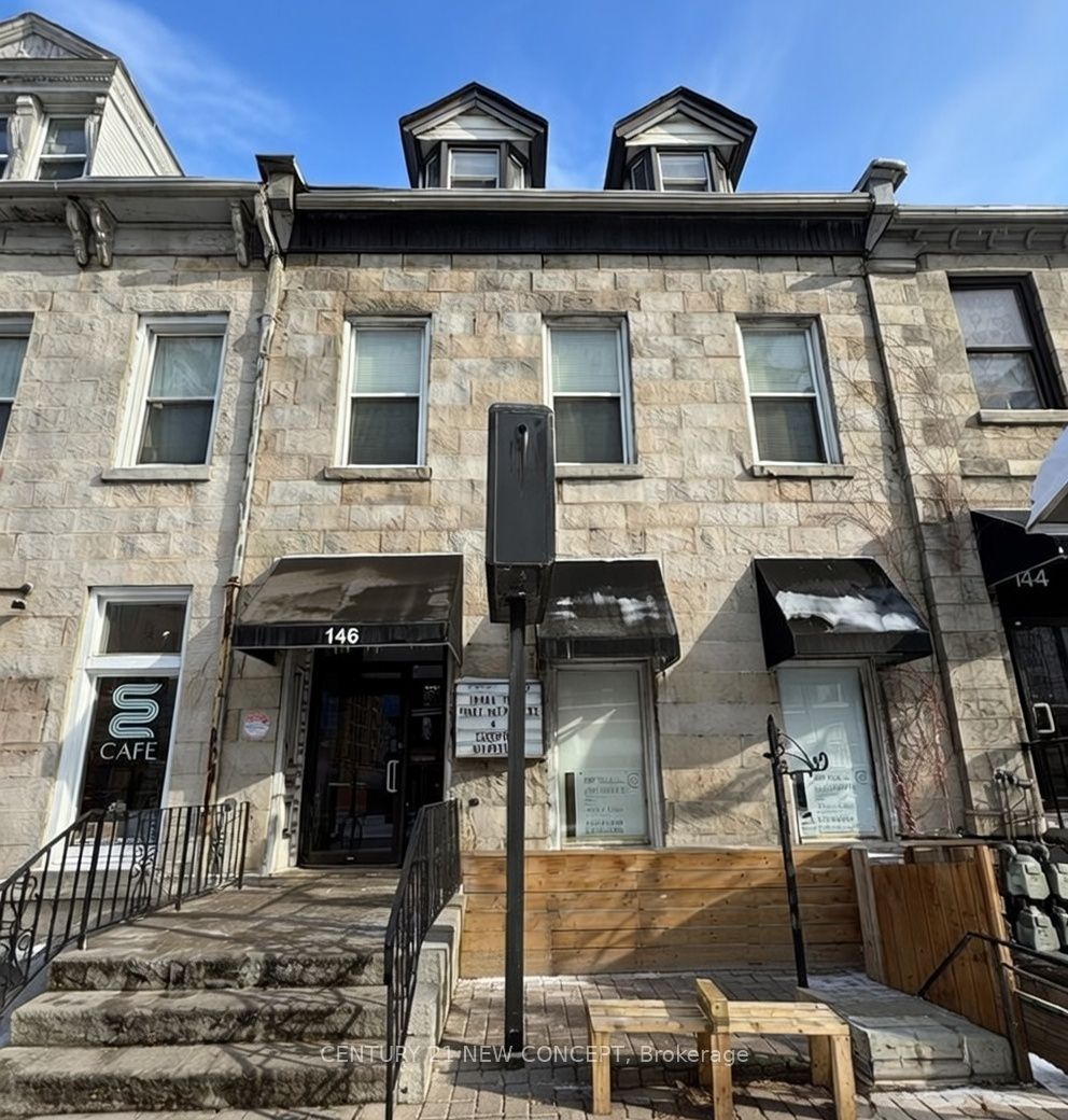 146 James Street S Main & Bsmt Property Photo 2
