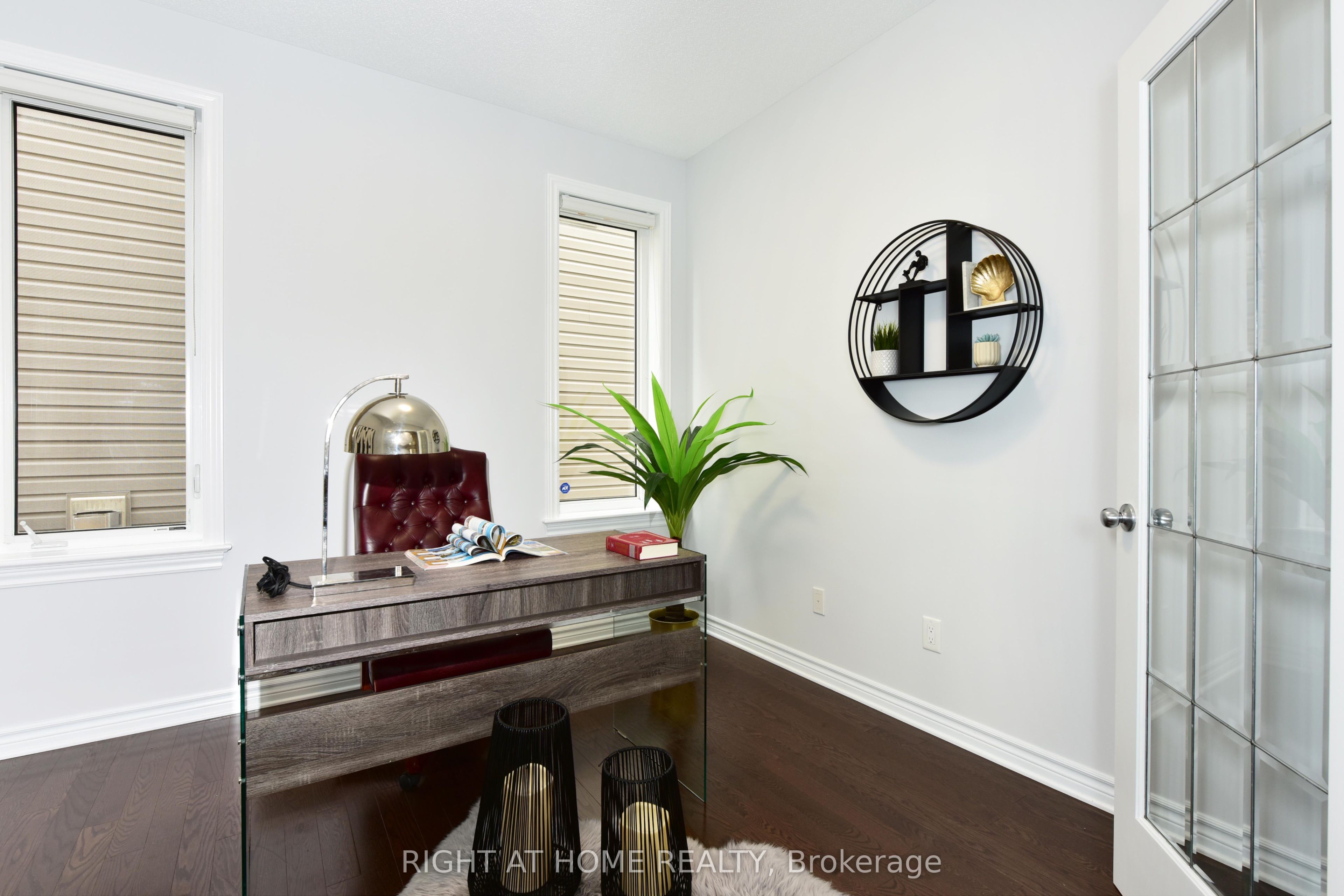 504 Breccia Heights Property Photo 12