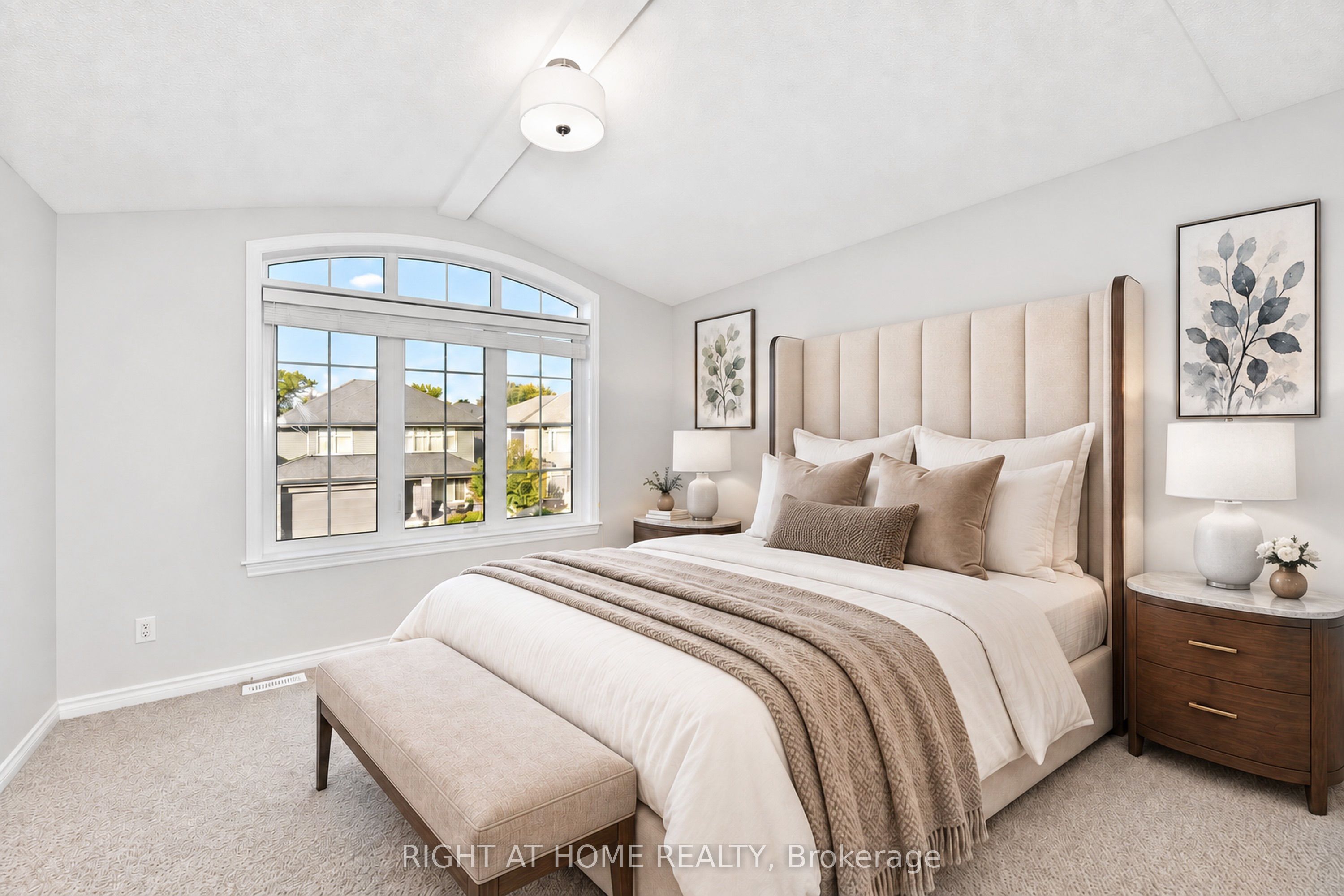 504 Breccia Heights Property Photo 36