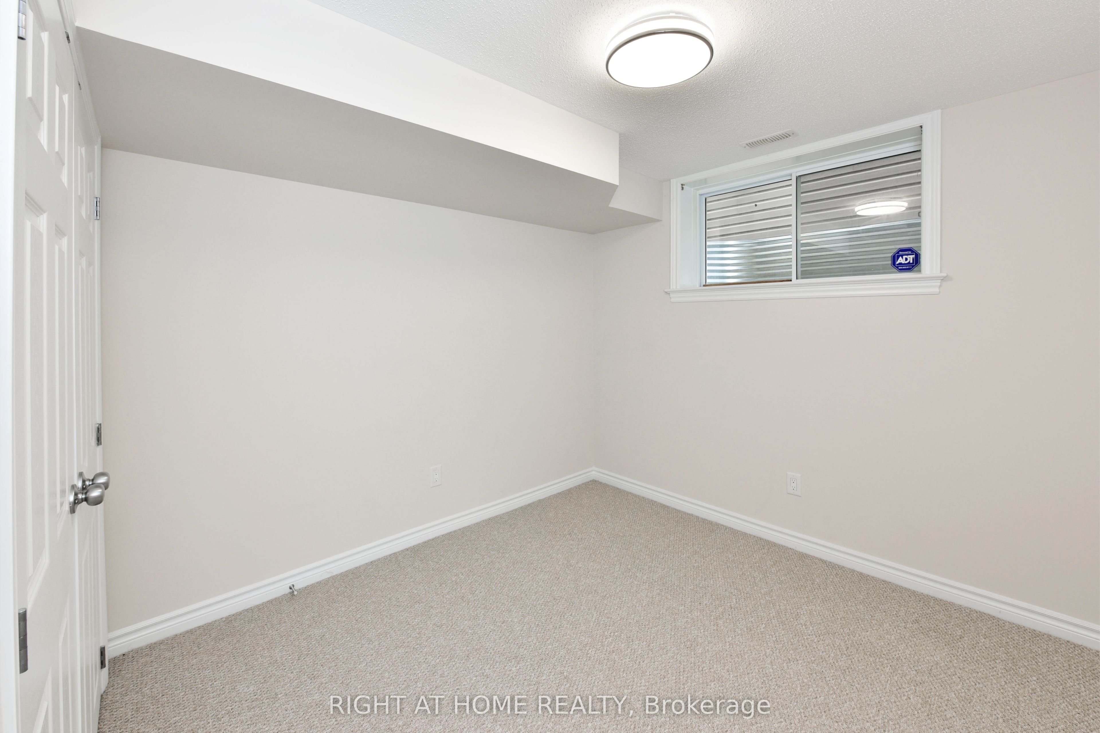 504 Breccia Heights Property Photo 41