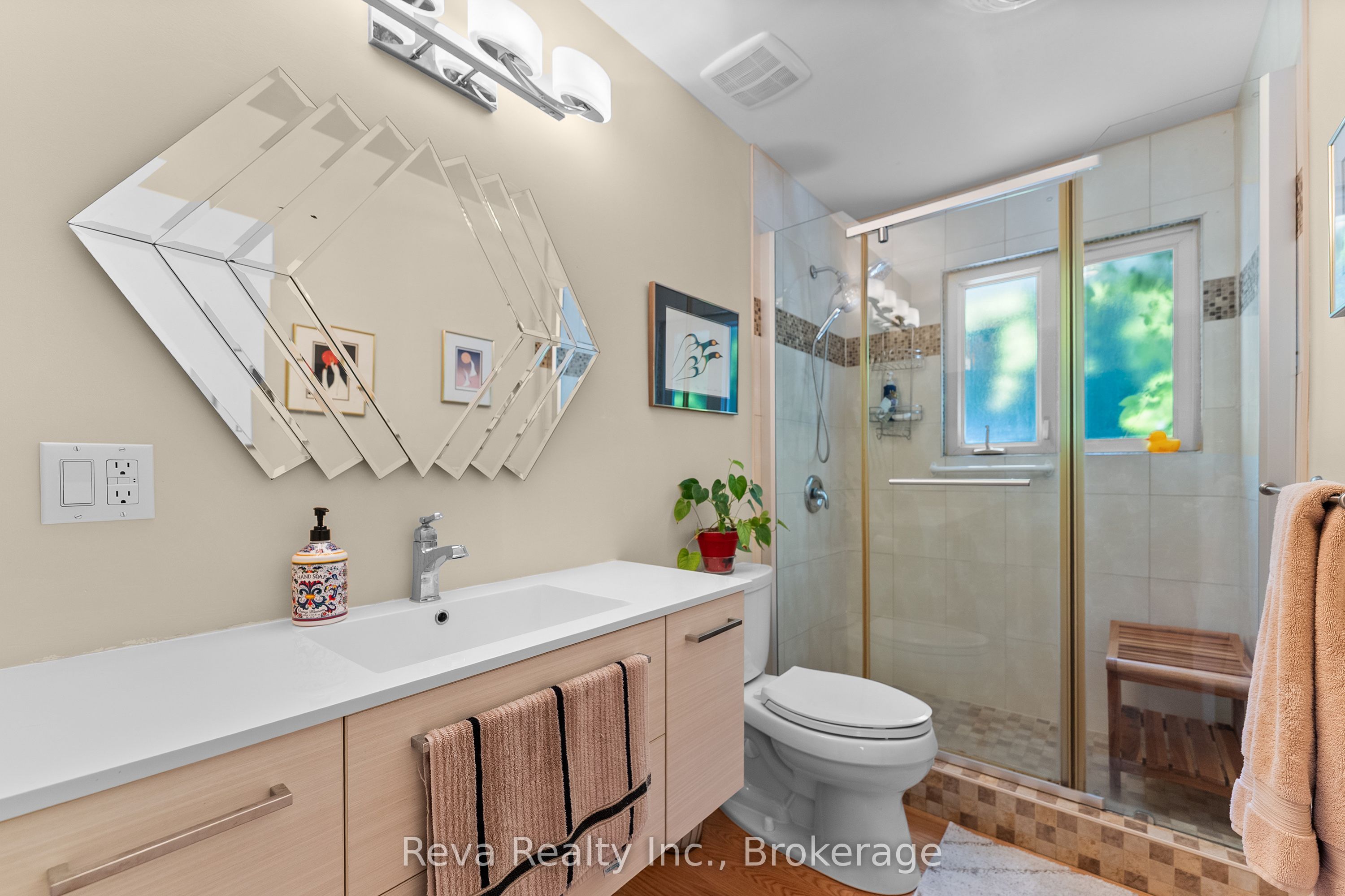 7 Forest Hill Road Property Photo 16