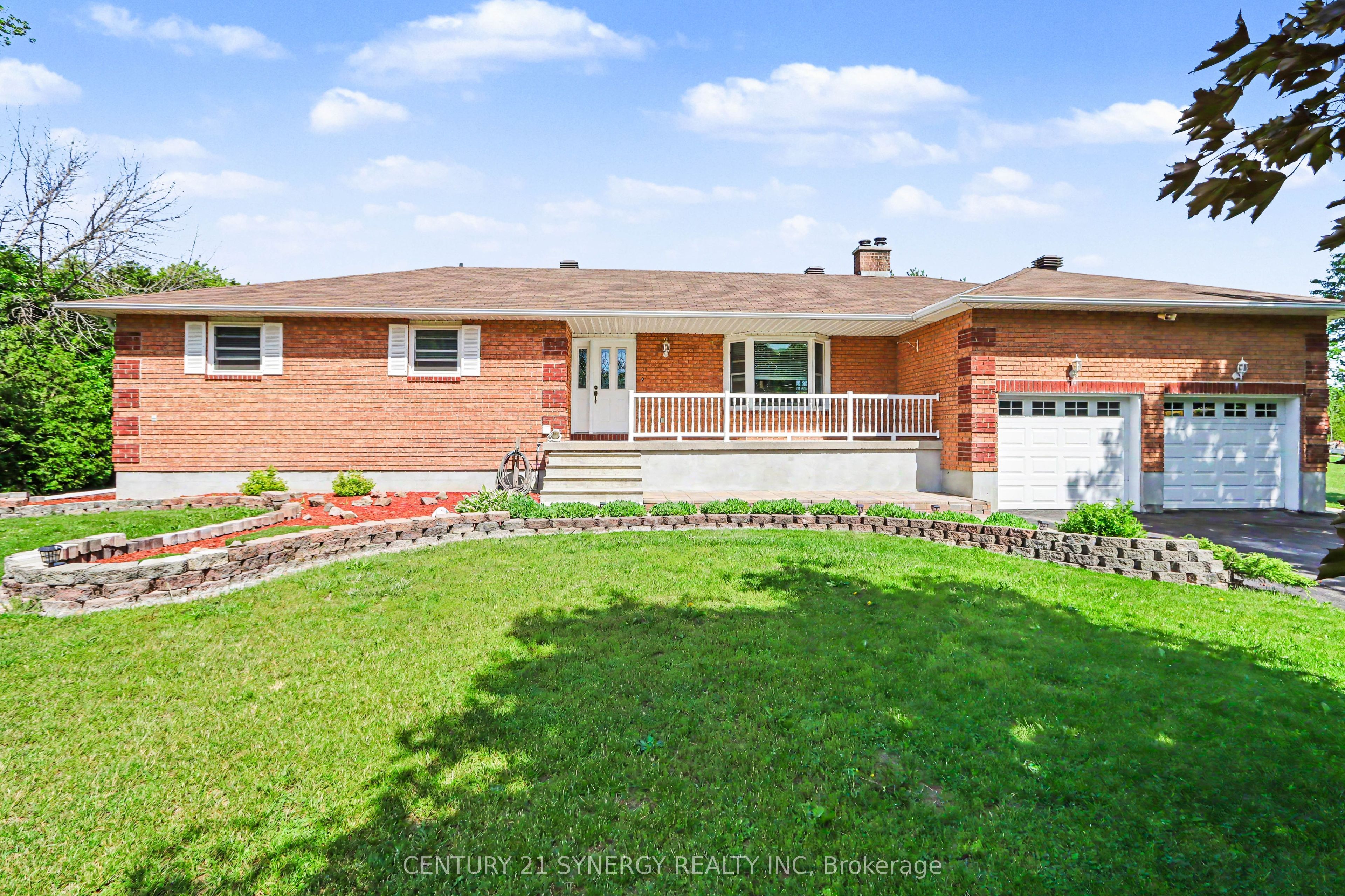 870 Kitley Line 3 Road Property Photo 2