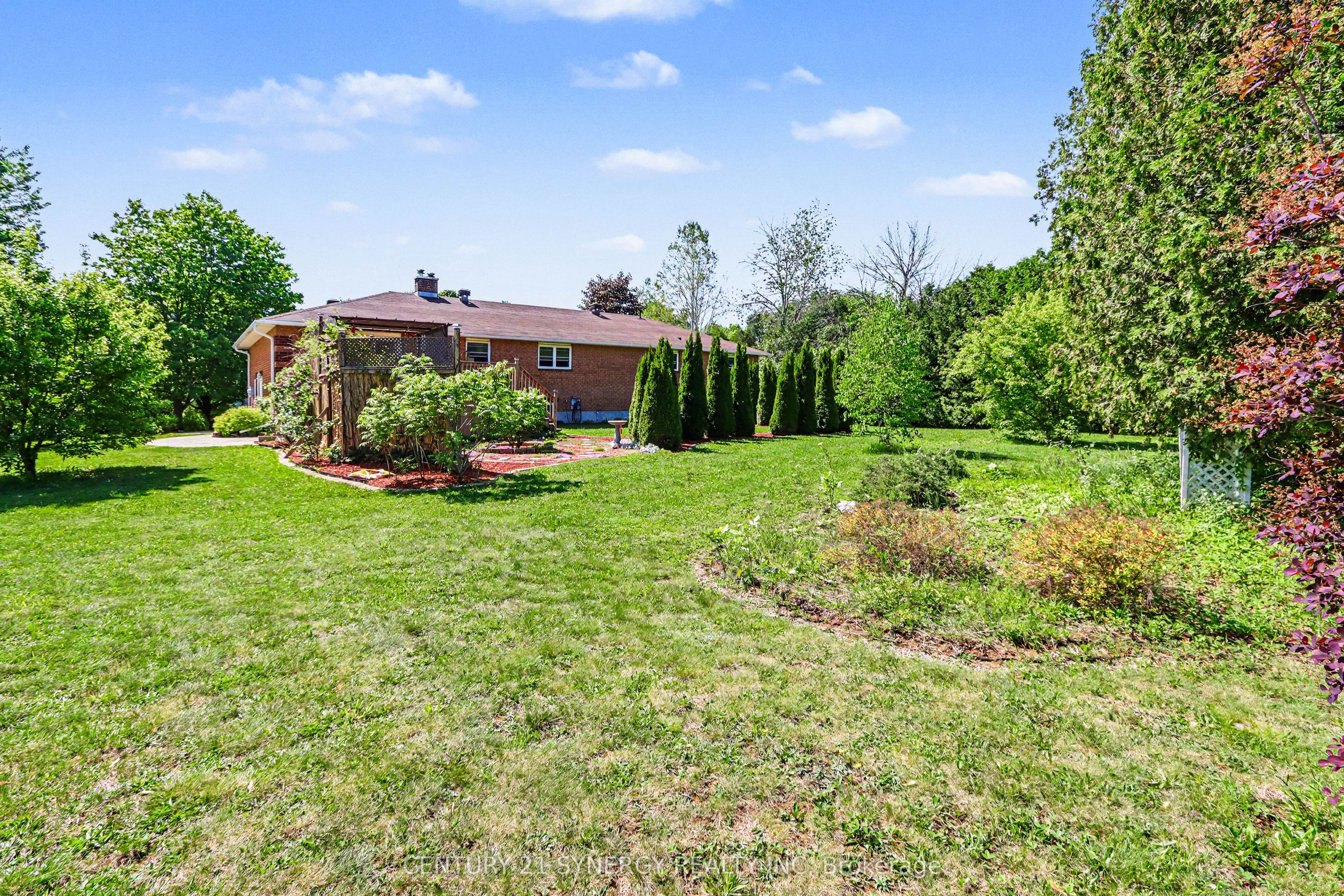 870 Kitley Line 3 Road Property Photo 35
