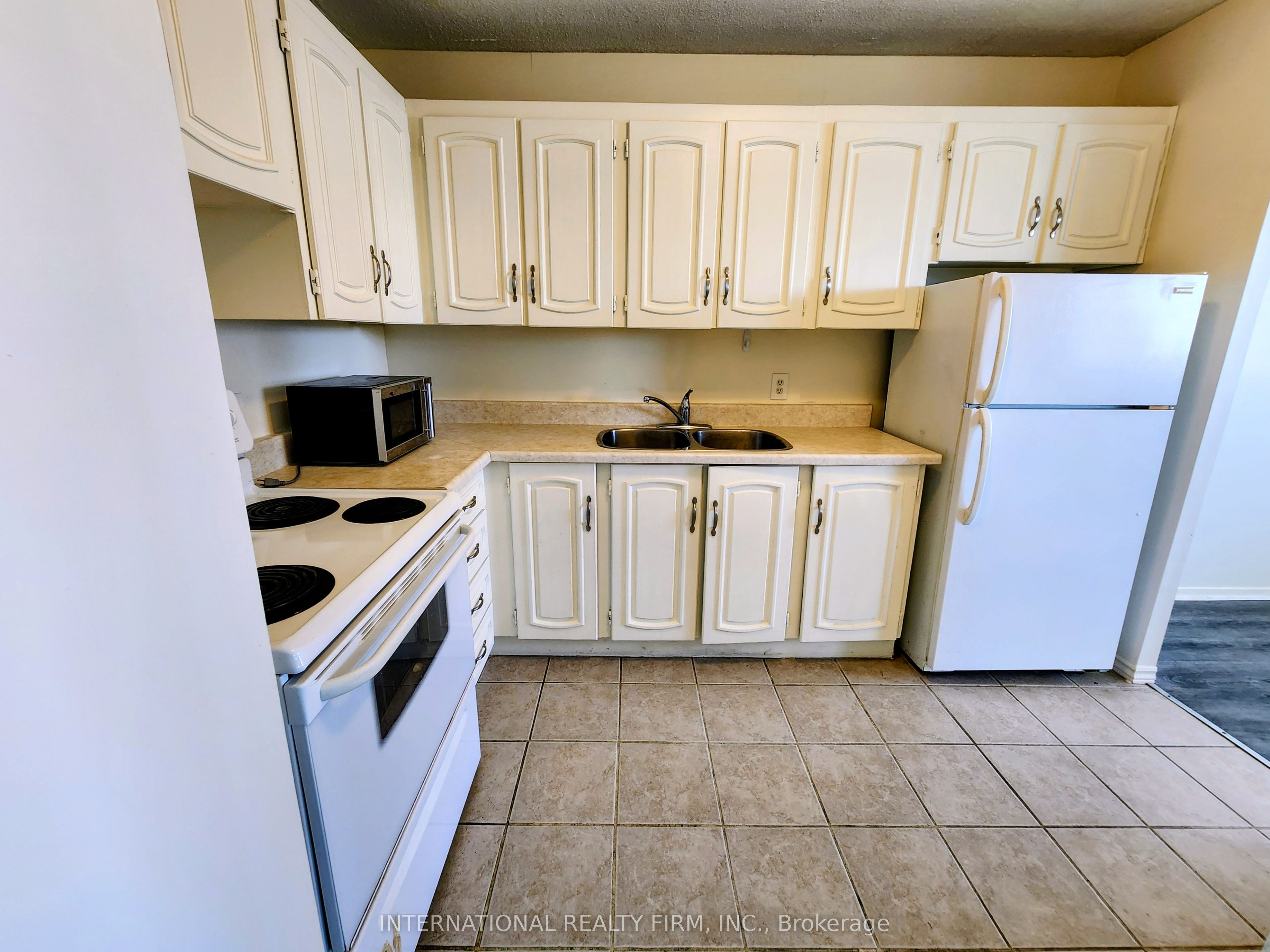 215 Glenridge Avenue 1102 Property Photo 5