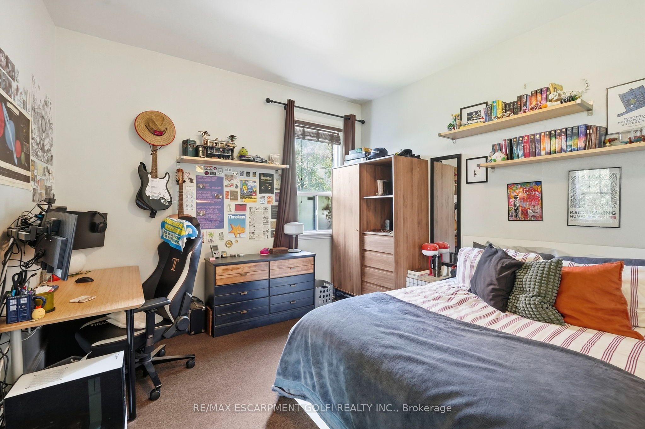 41 Spring Street Property Photo 11