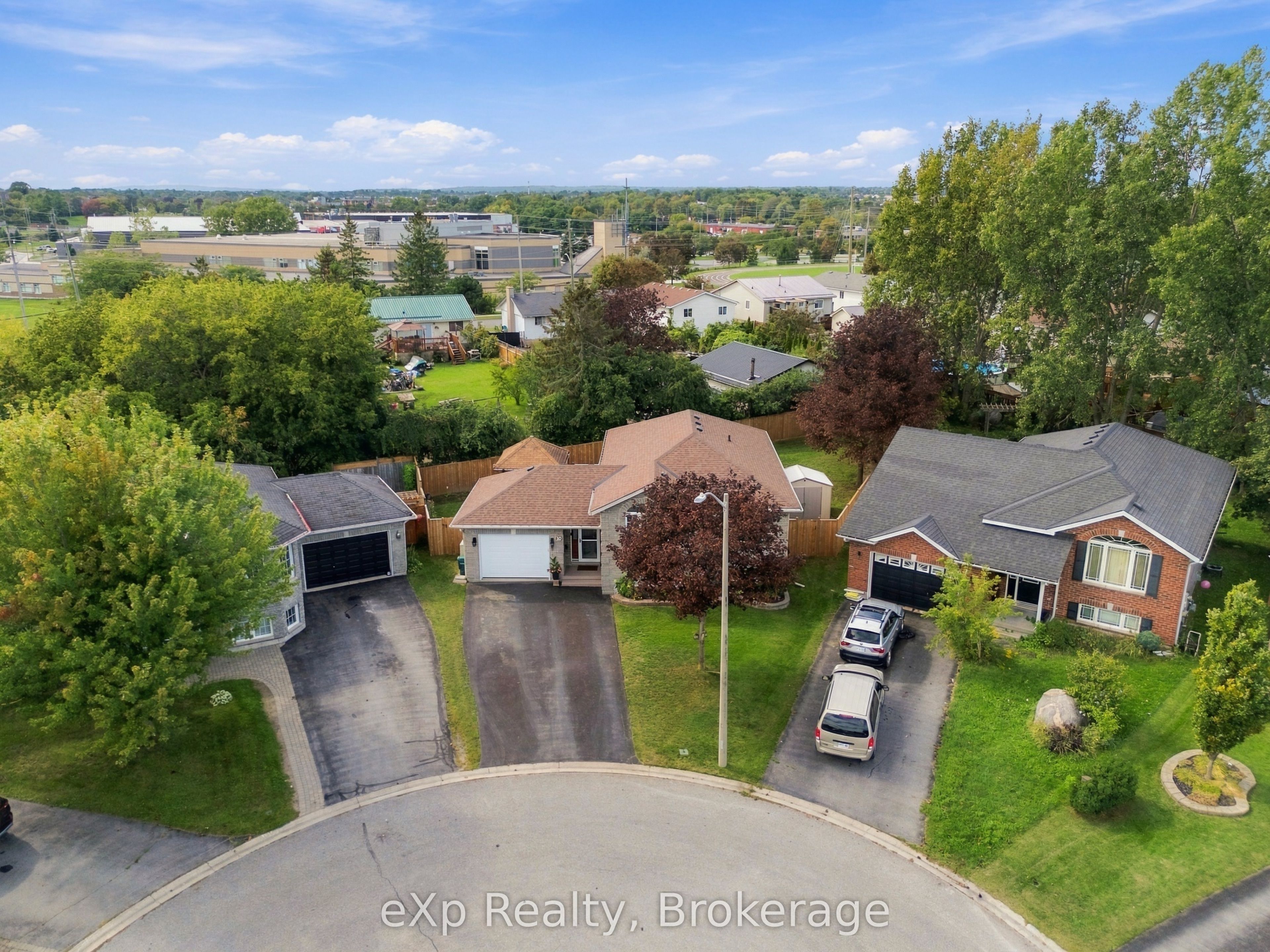 10 Christopher Court Property Photo 36
