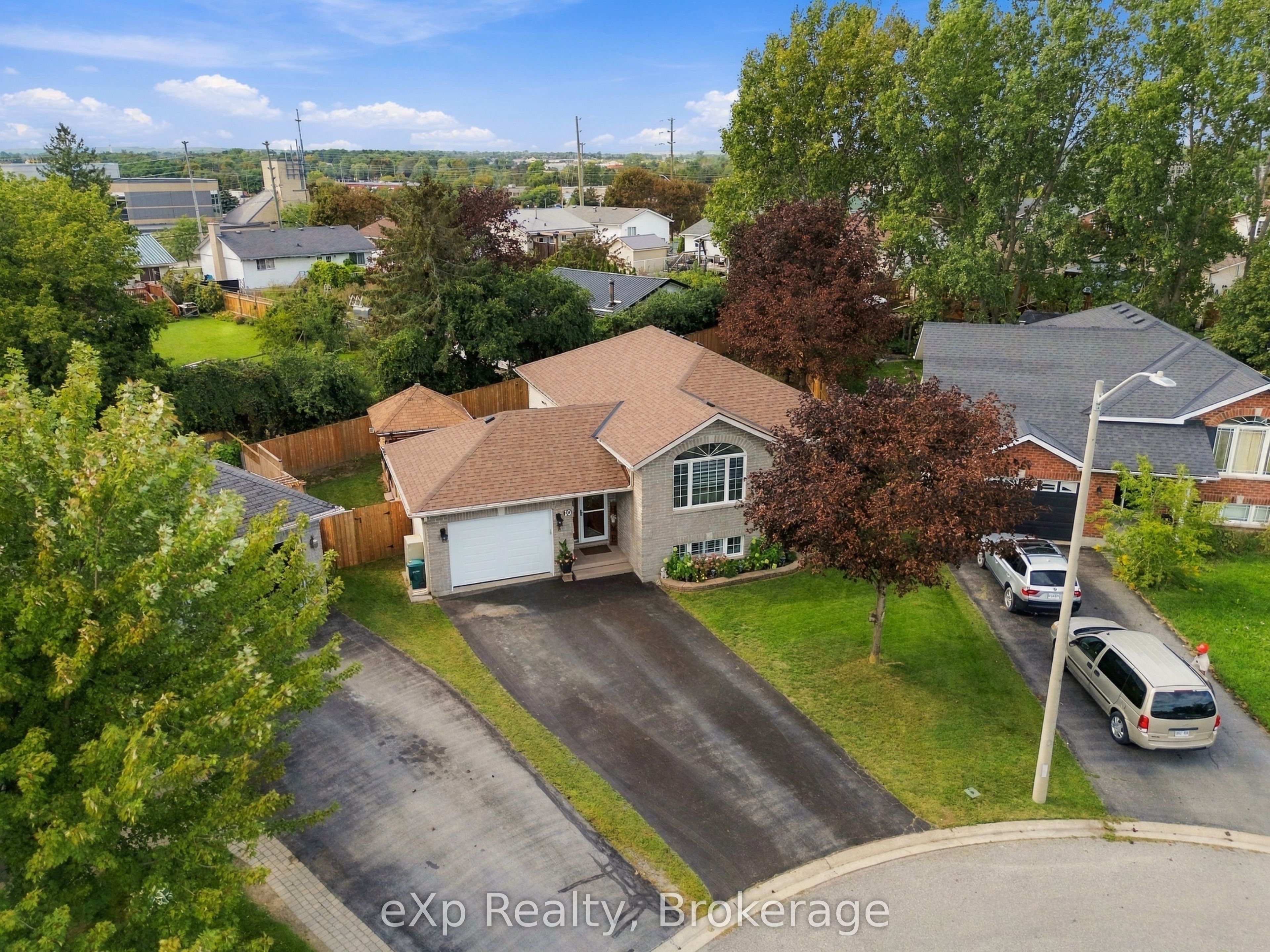 10 Christopher Court Property Photo 37