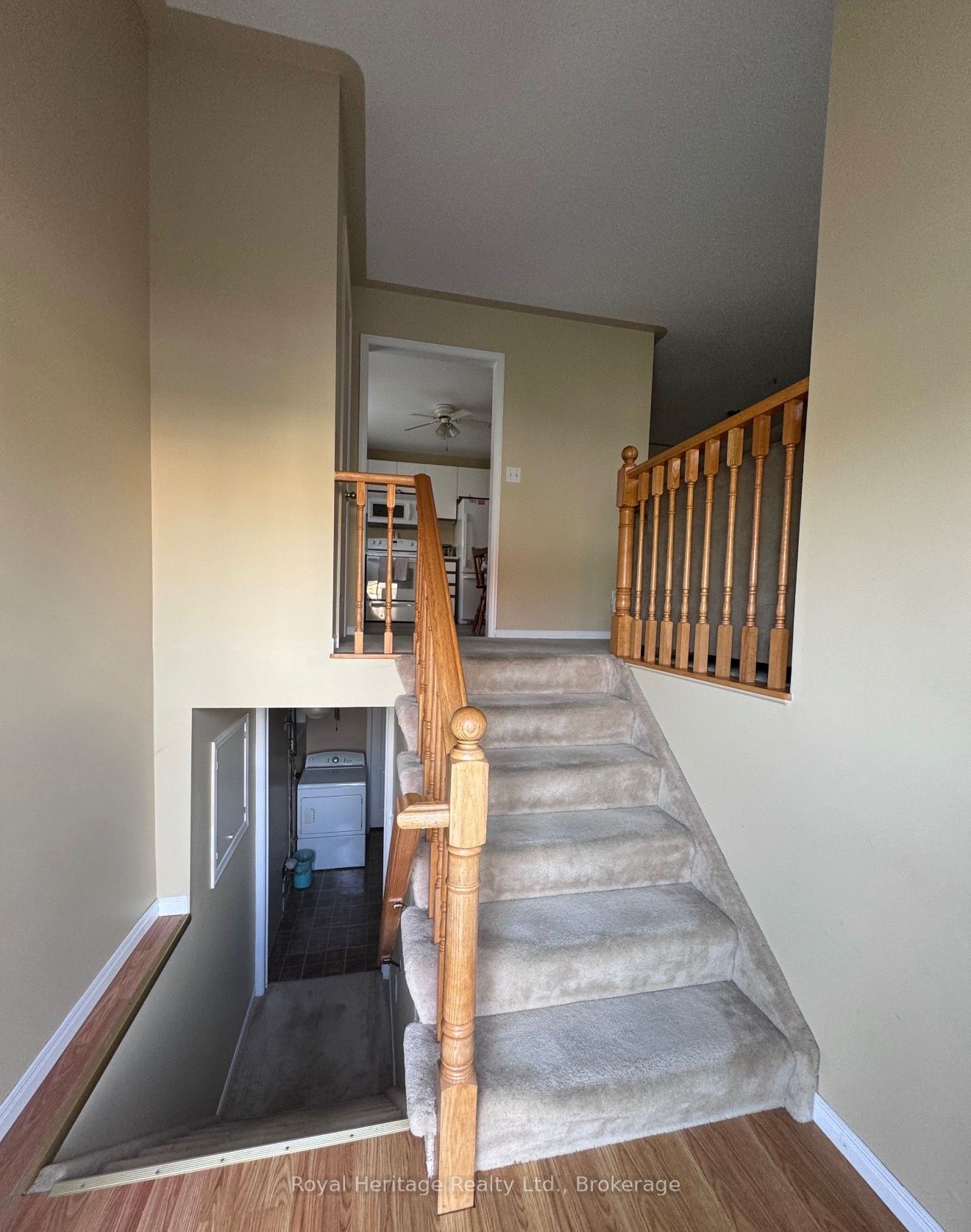 7 Lang Court Property Photo 3