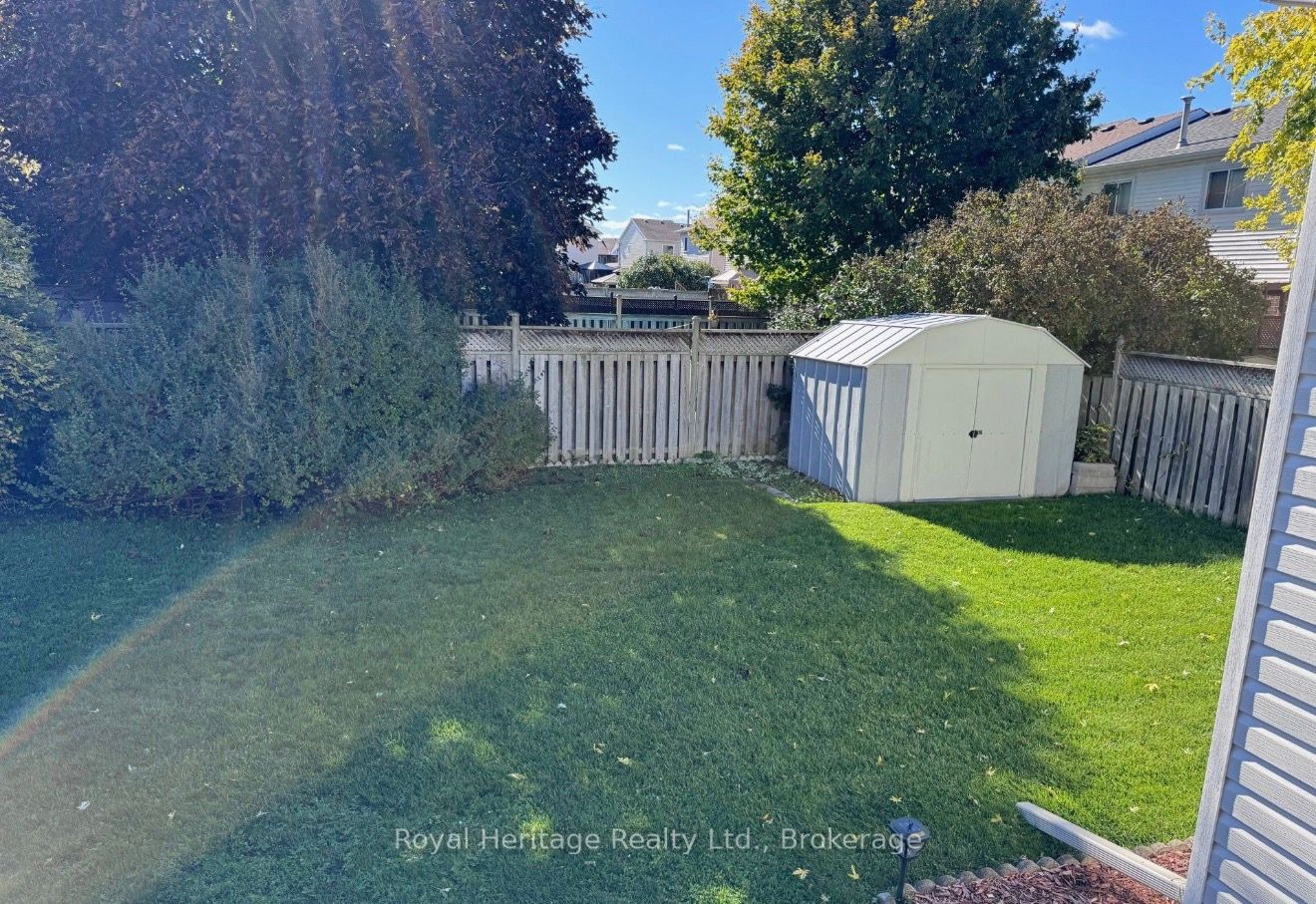 7 Lang Court Property Photo 17