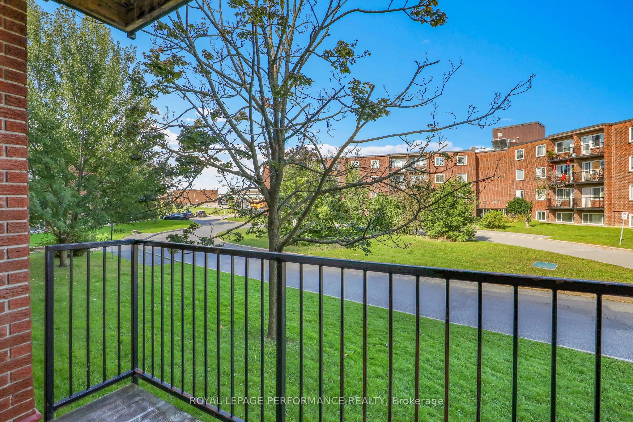 2044 Arrowsmith Drive 208c Property Photo 22