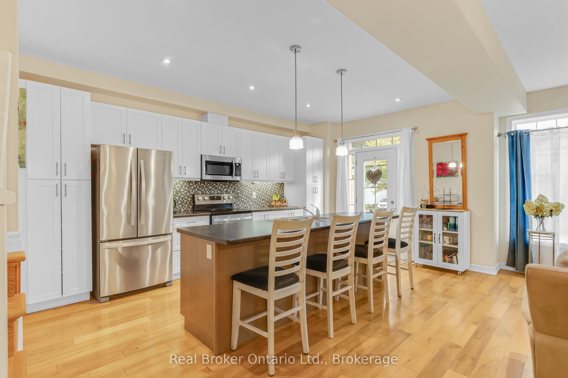 80 Willow Street 77 Property Photo 15