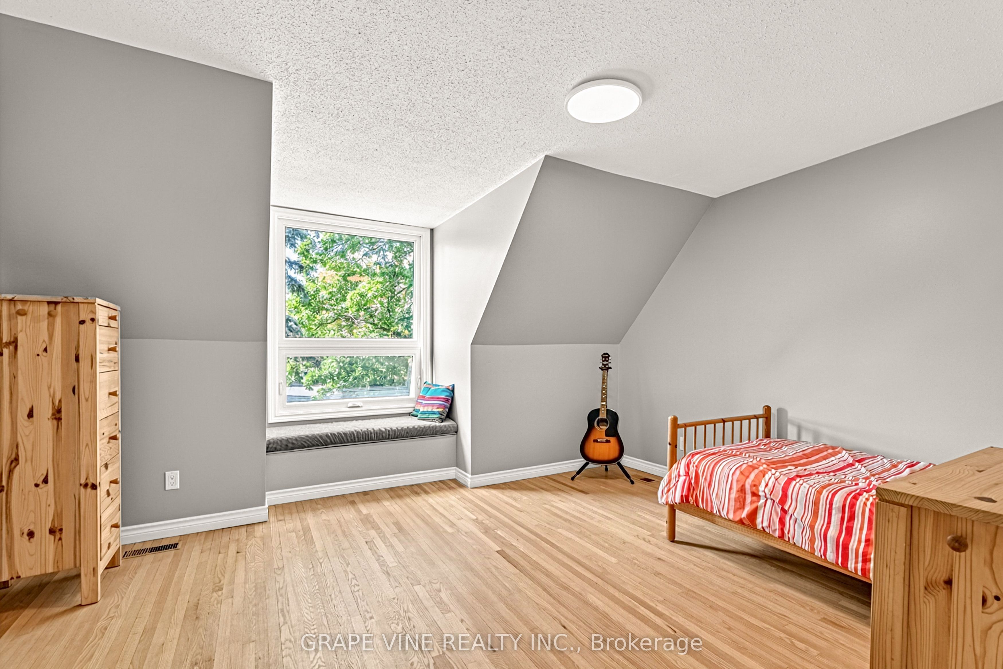 1323 Fernwood Drive Property Photo 26