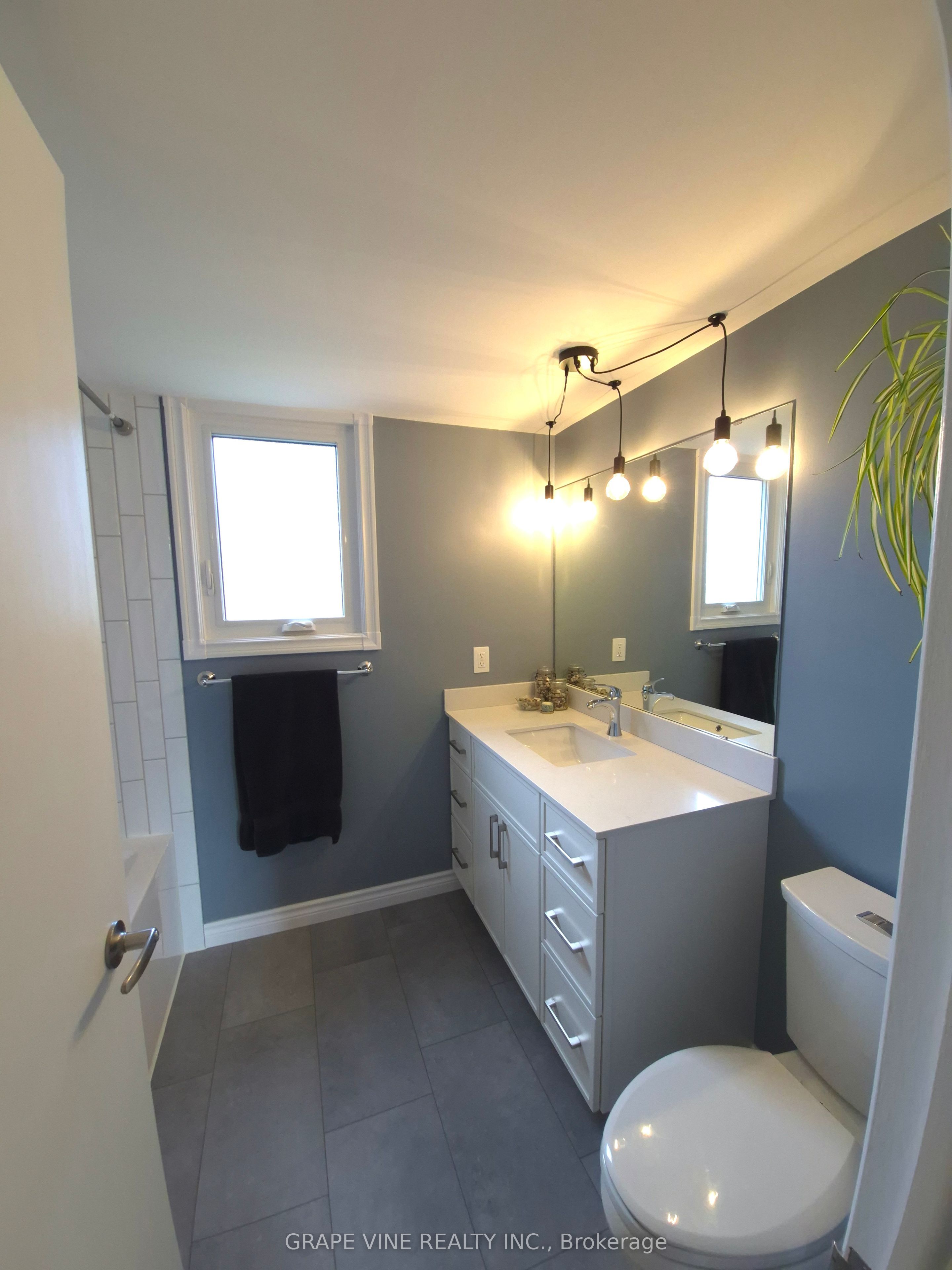 1323 Fernwood Drive Property Photo 30