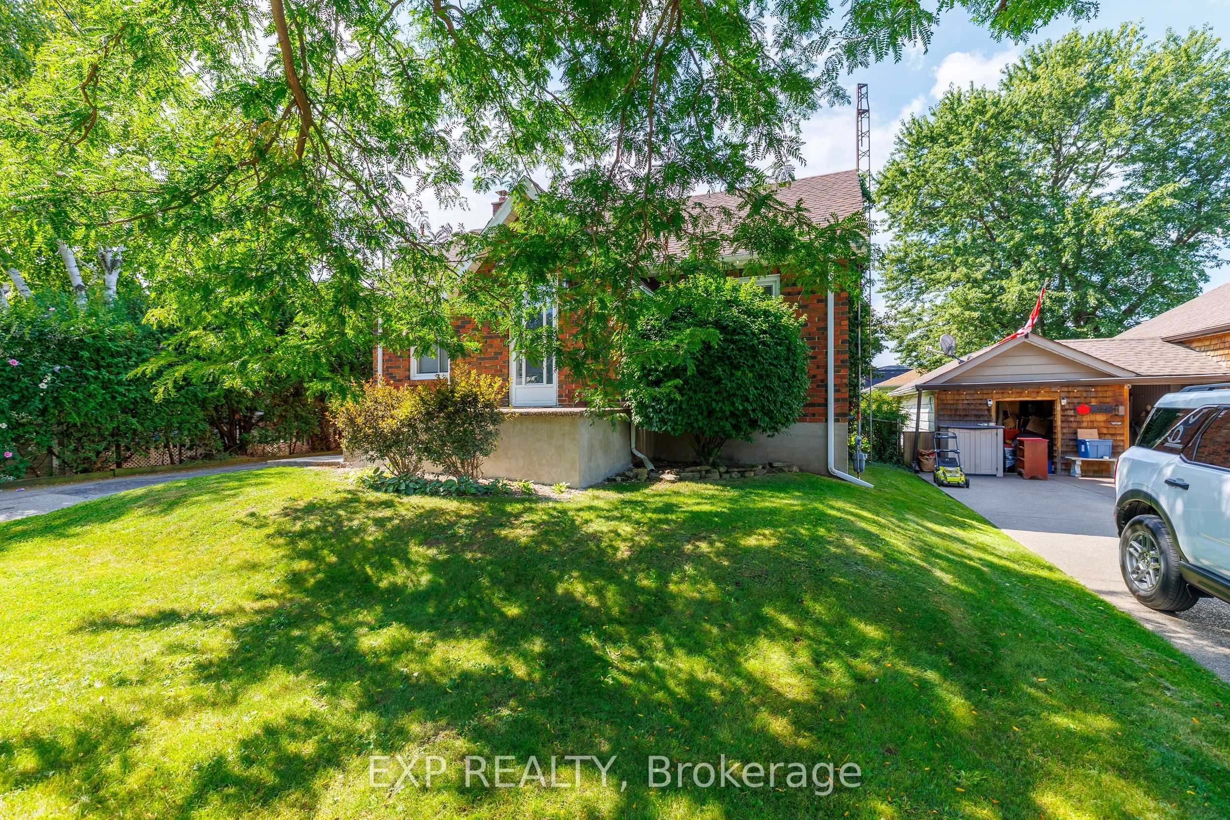 61 Marmora Street Property Photo 2