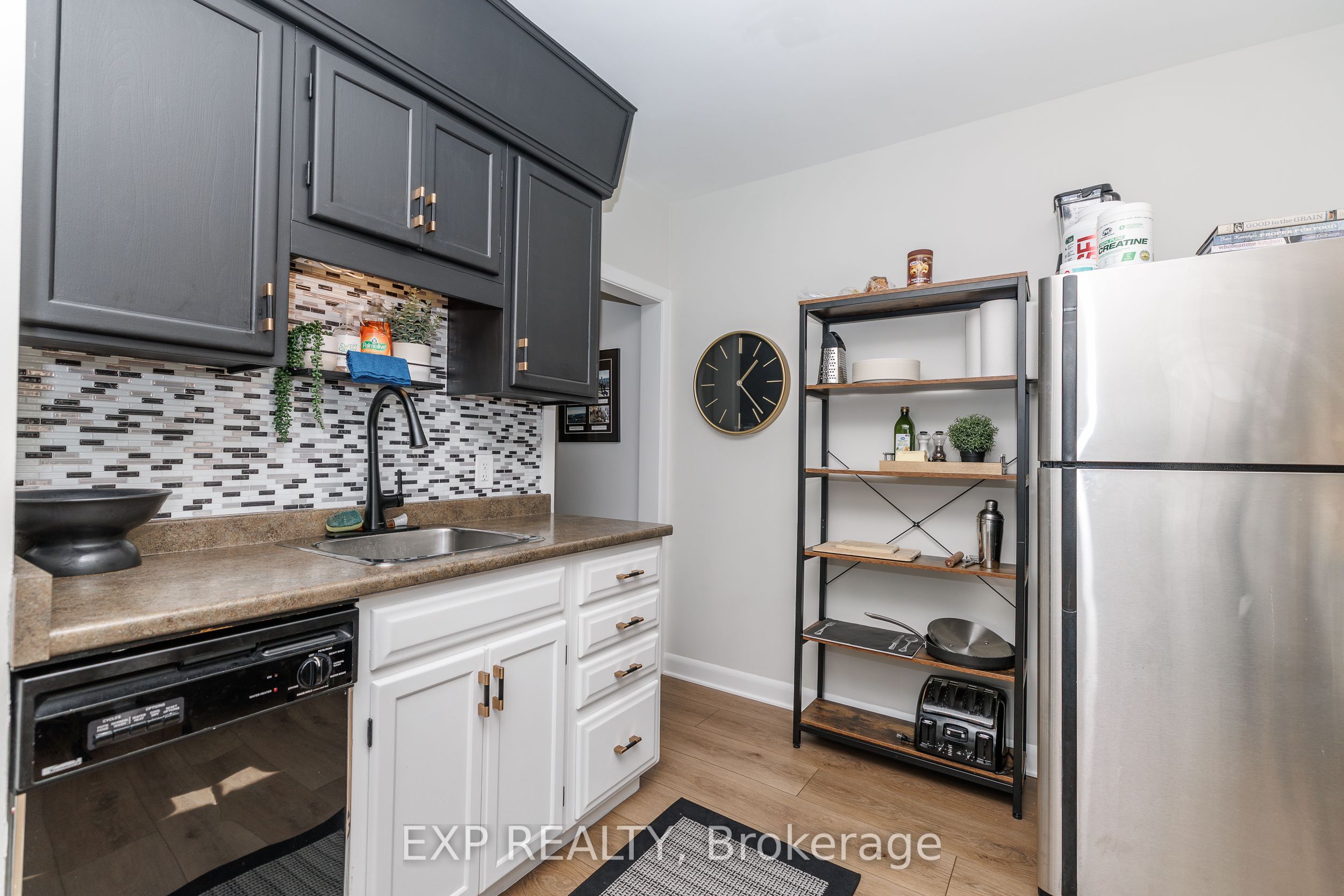 61 Marmora Street Property Photo 19