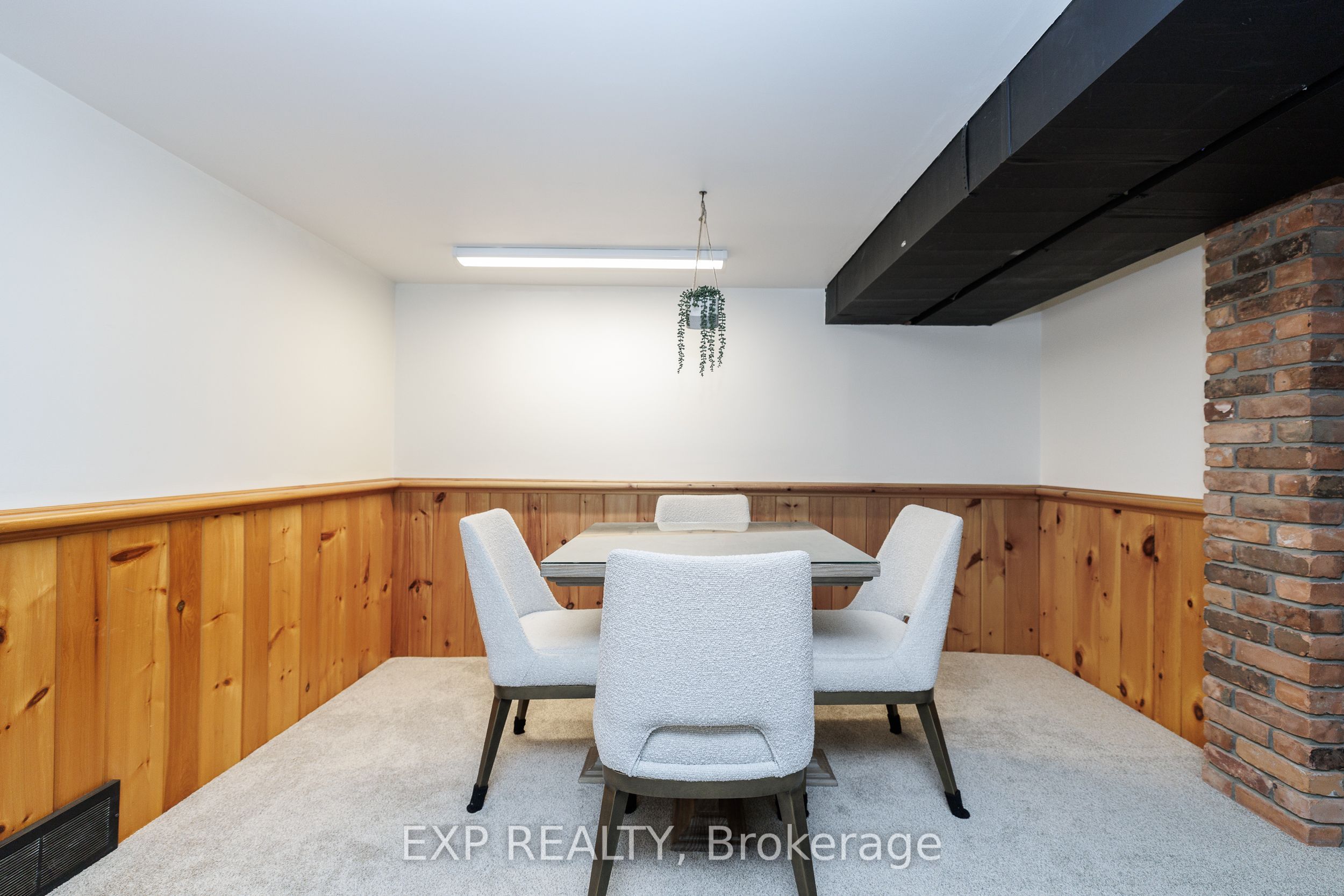 61 Marmora Street Property Photo 25