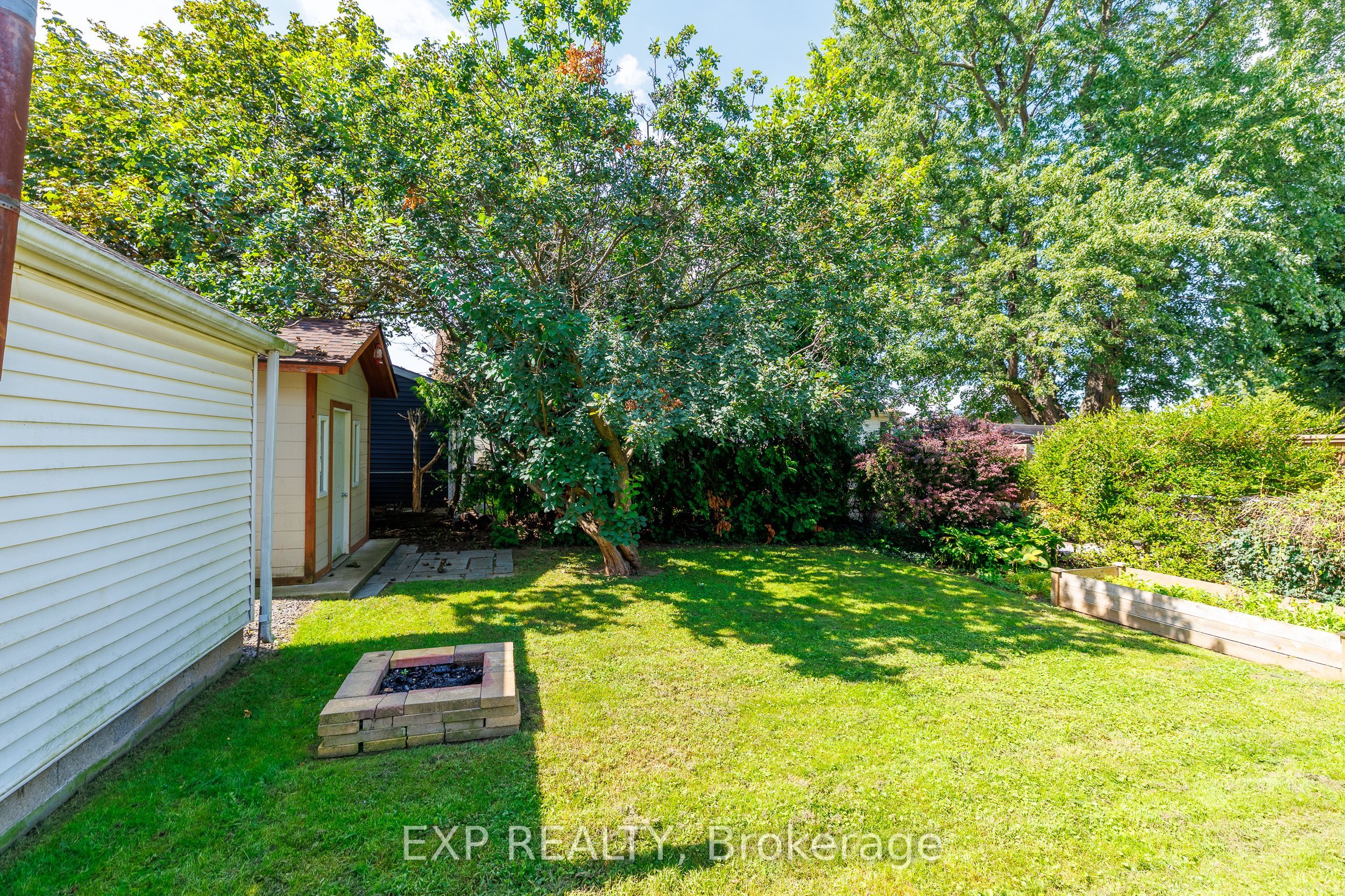 61 Marmora Street Property Photo 33