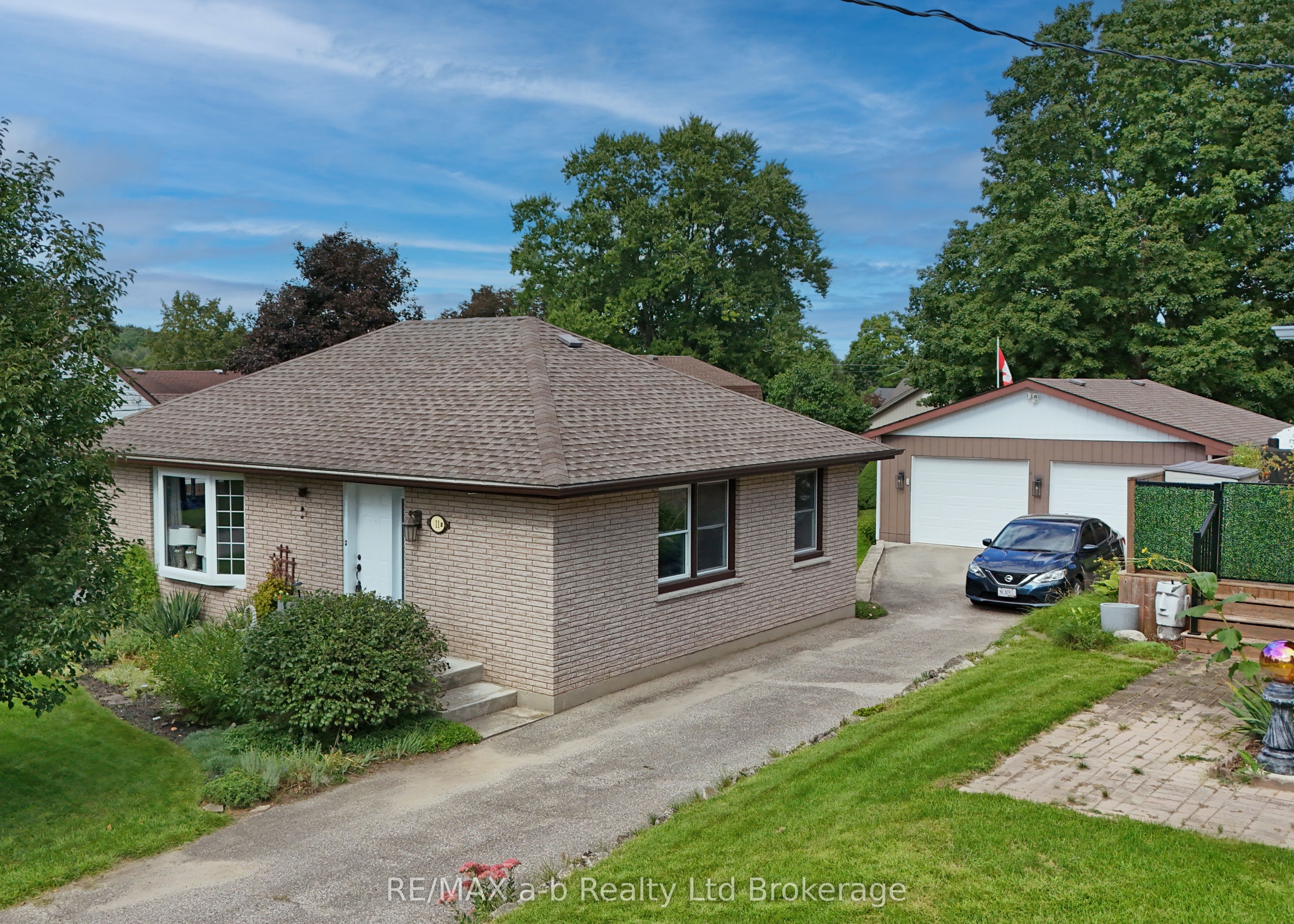 11d William Street Property Photo 1