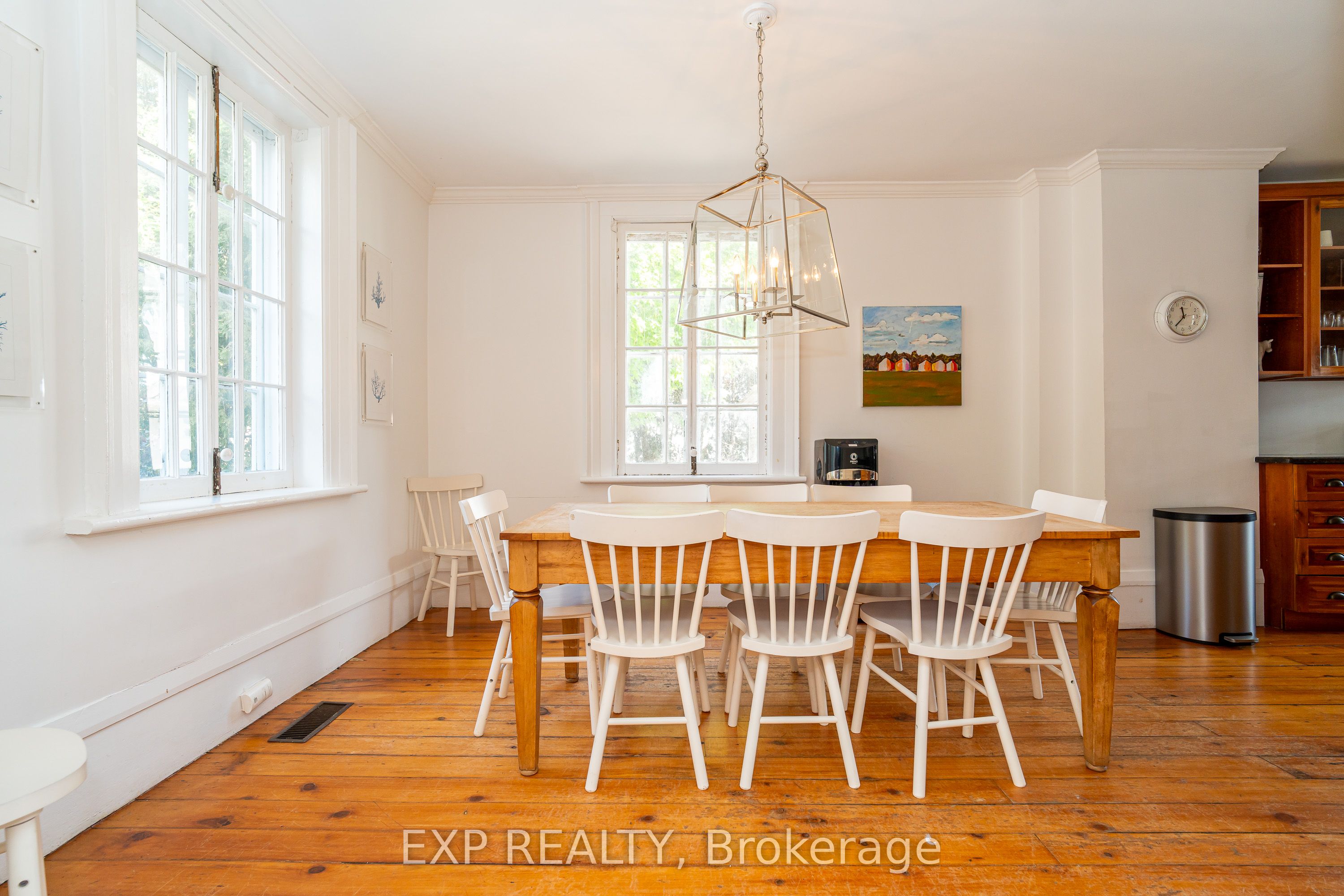 45 King Street Property Photo 11