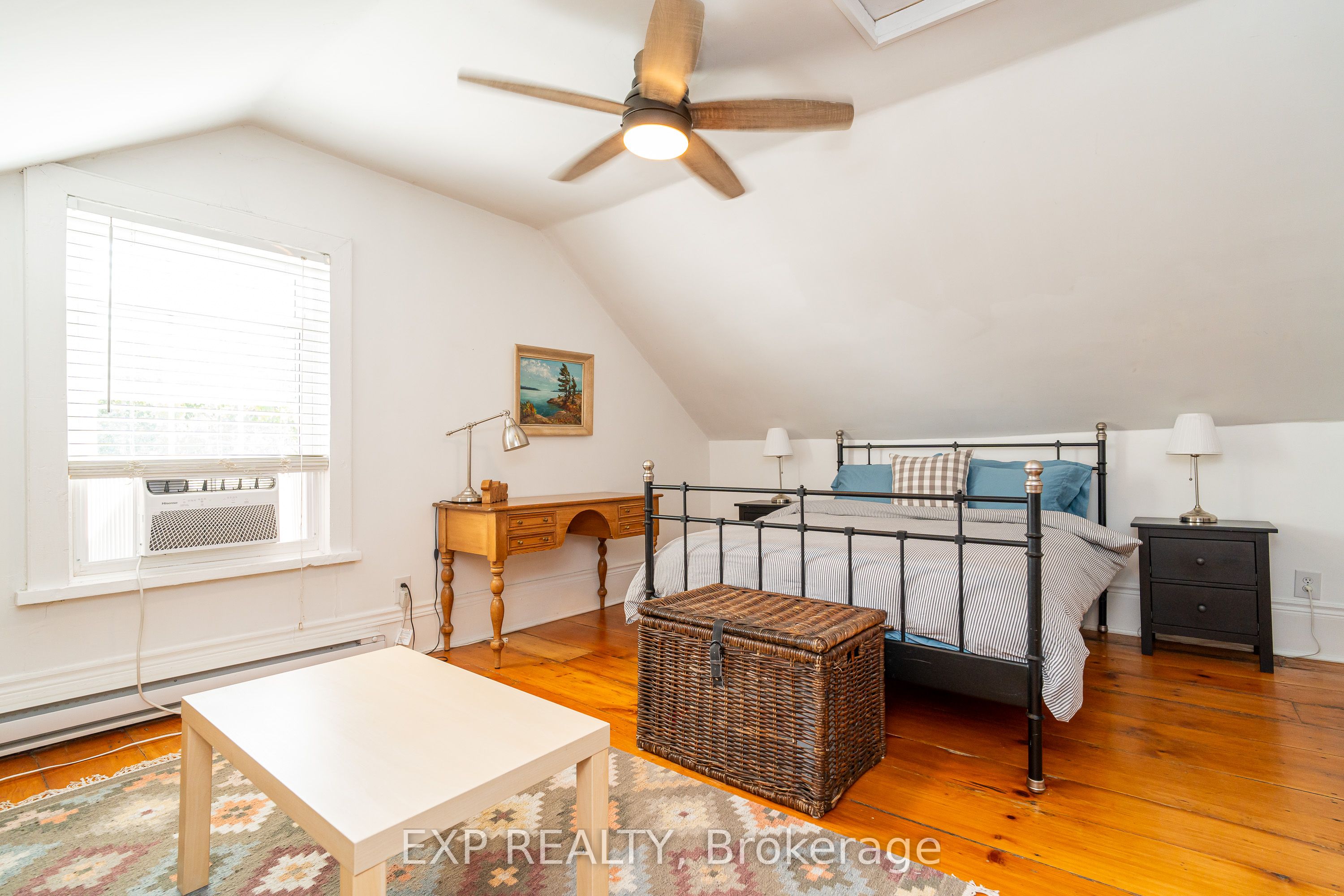 45 King Street Property Photo 16
