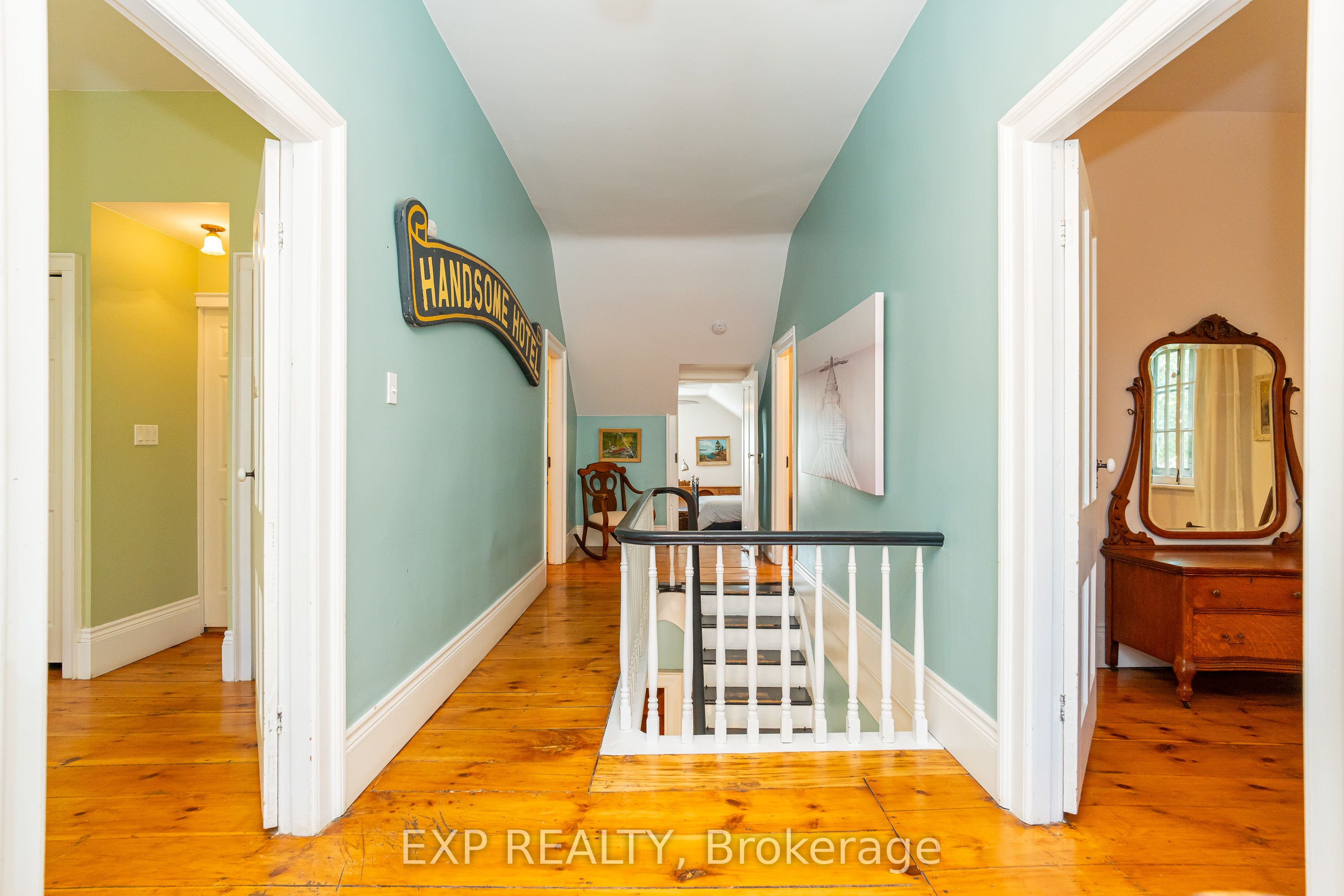 45 King Street Property Photo 20