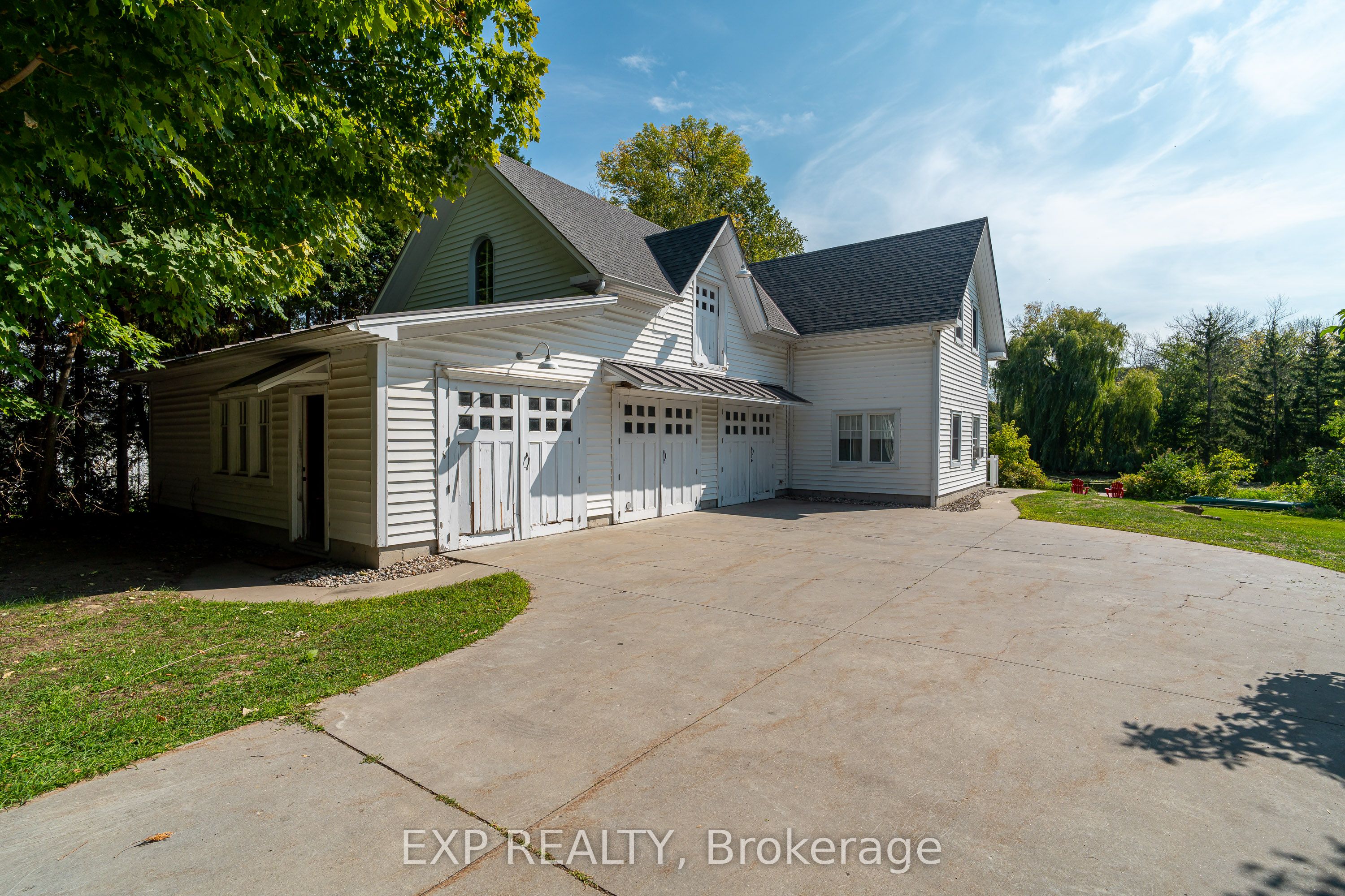 45 King Street Property Photo 45