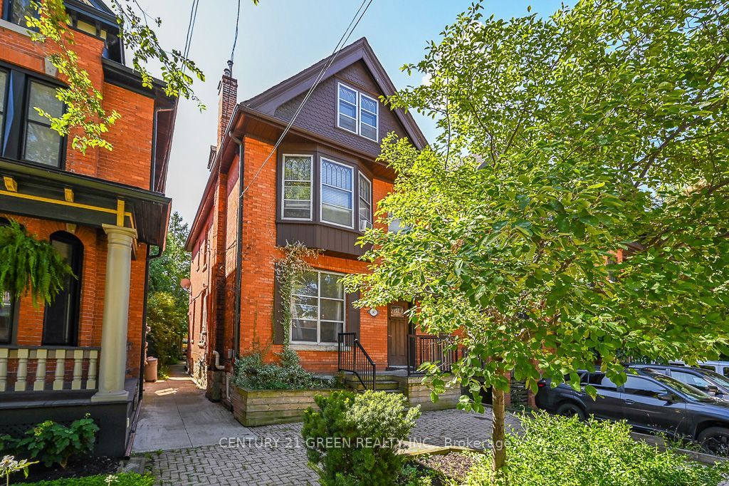 147 Herkimer Street Property Photo 3