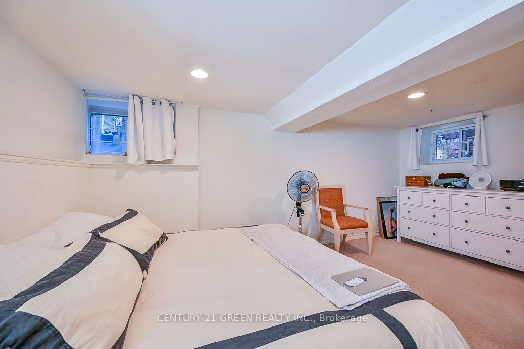 147 Herkimer Street Property Photo 15