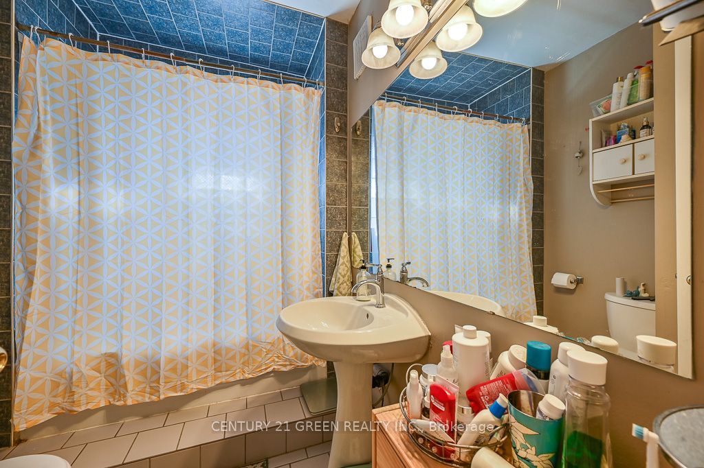 147 Herkimer Street Property Photo 25