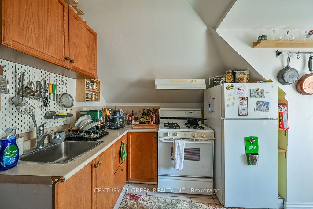 147 Herkimer Street Property Photo 35