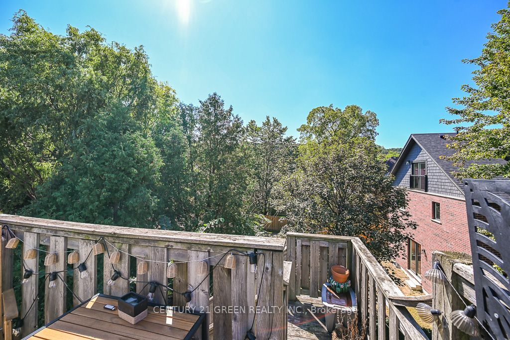 147 Herkimer Street Property Photo 39
