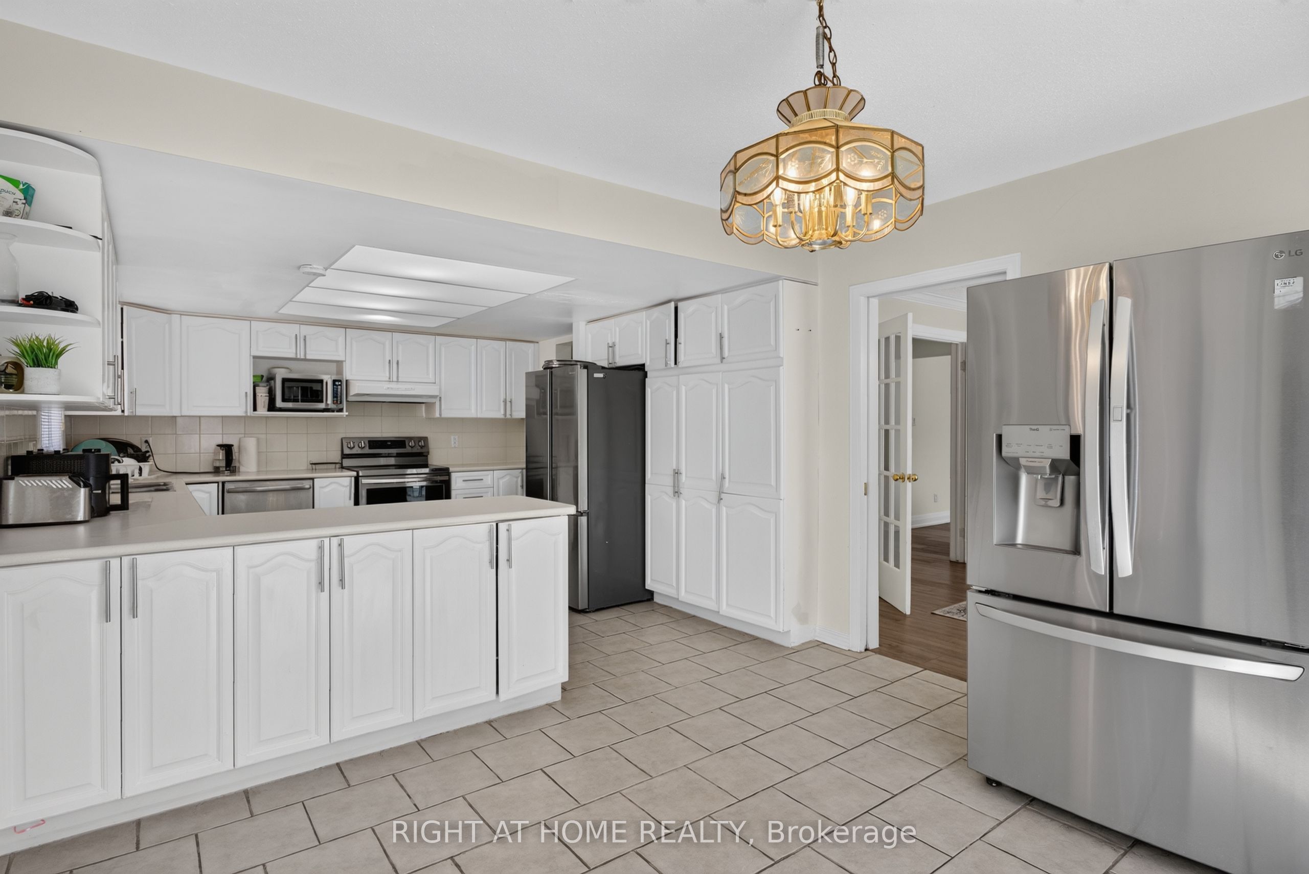 12 Baslaw Drive Property Photo 11