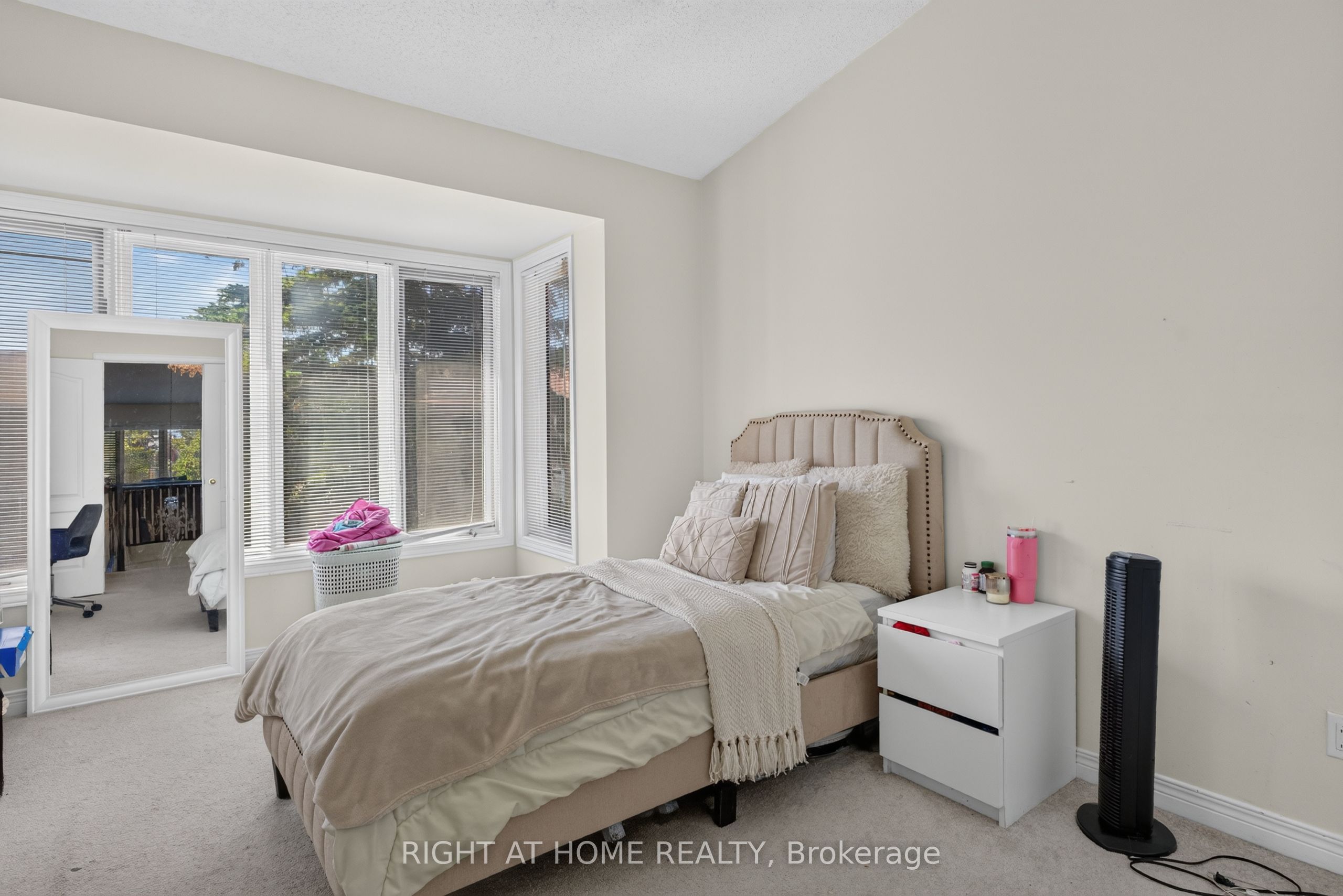 12 Baslaw Drive Property Photo 17